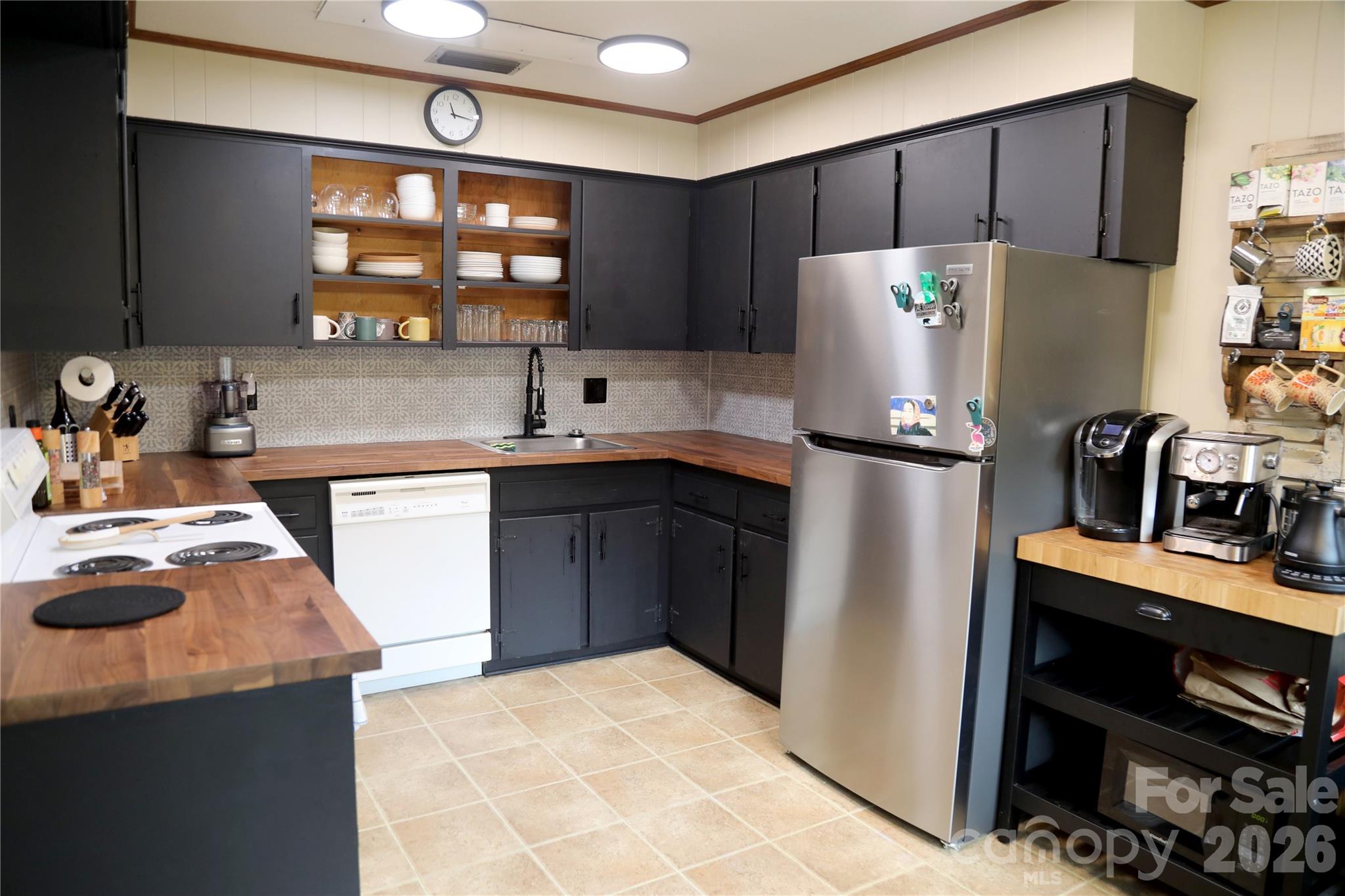 580 Whetstone Gap Road — Lake Toxaway