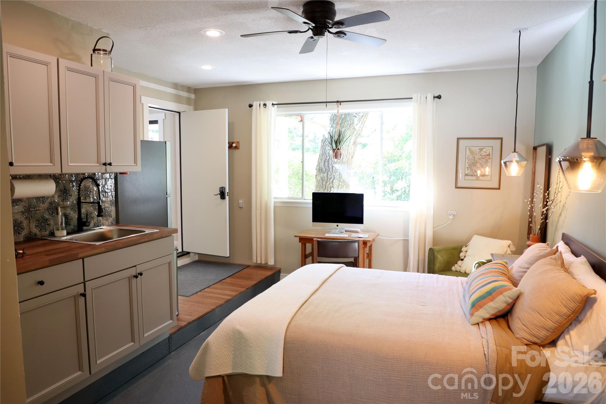 580 Whetstone Gap Road — Lake Toxaway