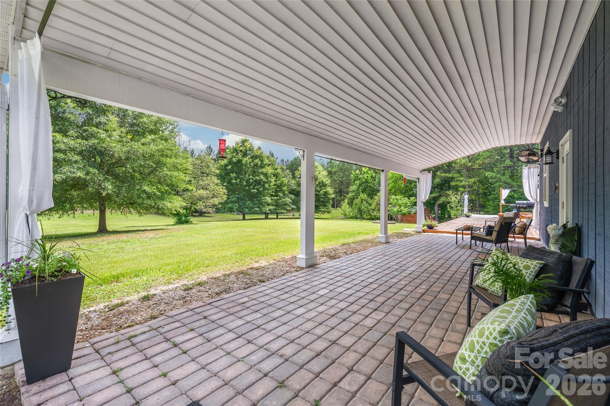 1241 Sierra Road #20 — York