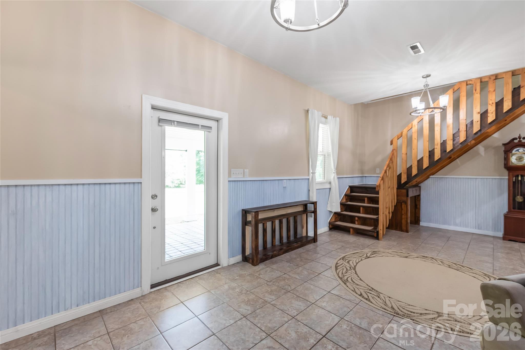 1241 Sierra Road #20 — York