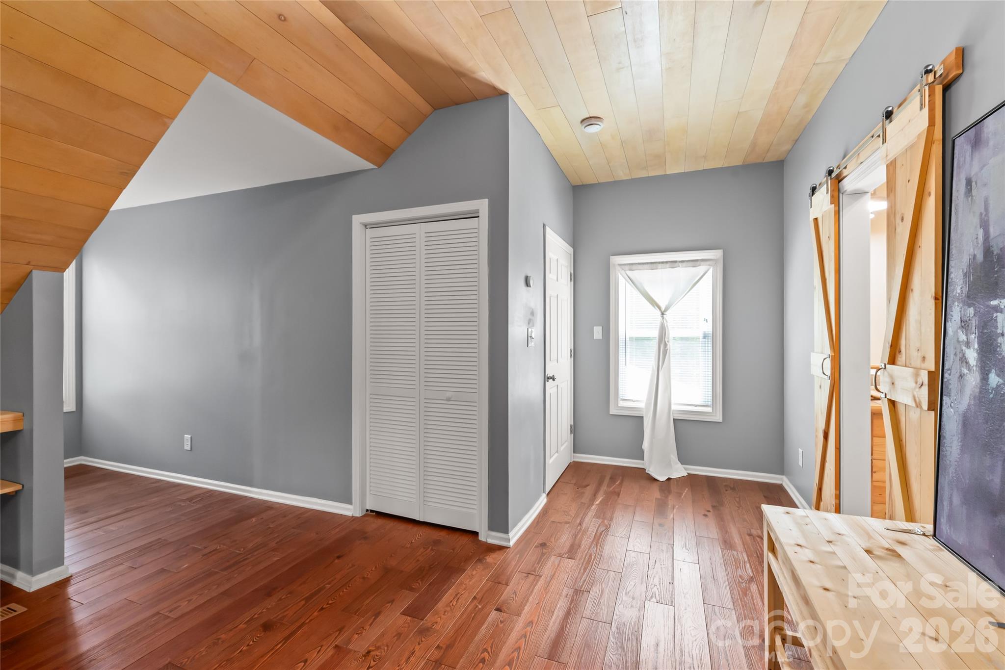 1241 Sierra Road #20 — York