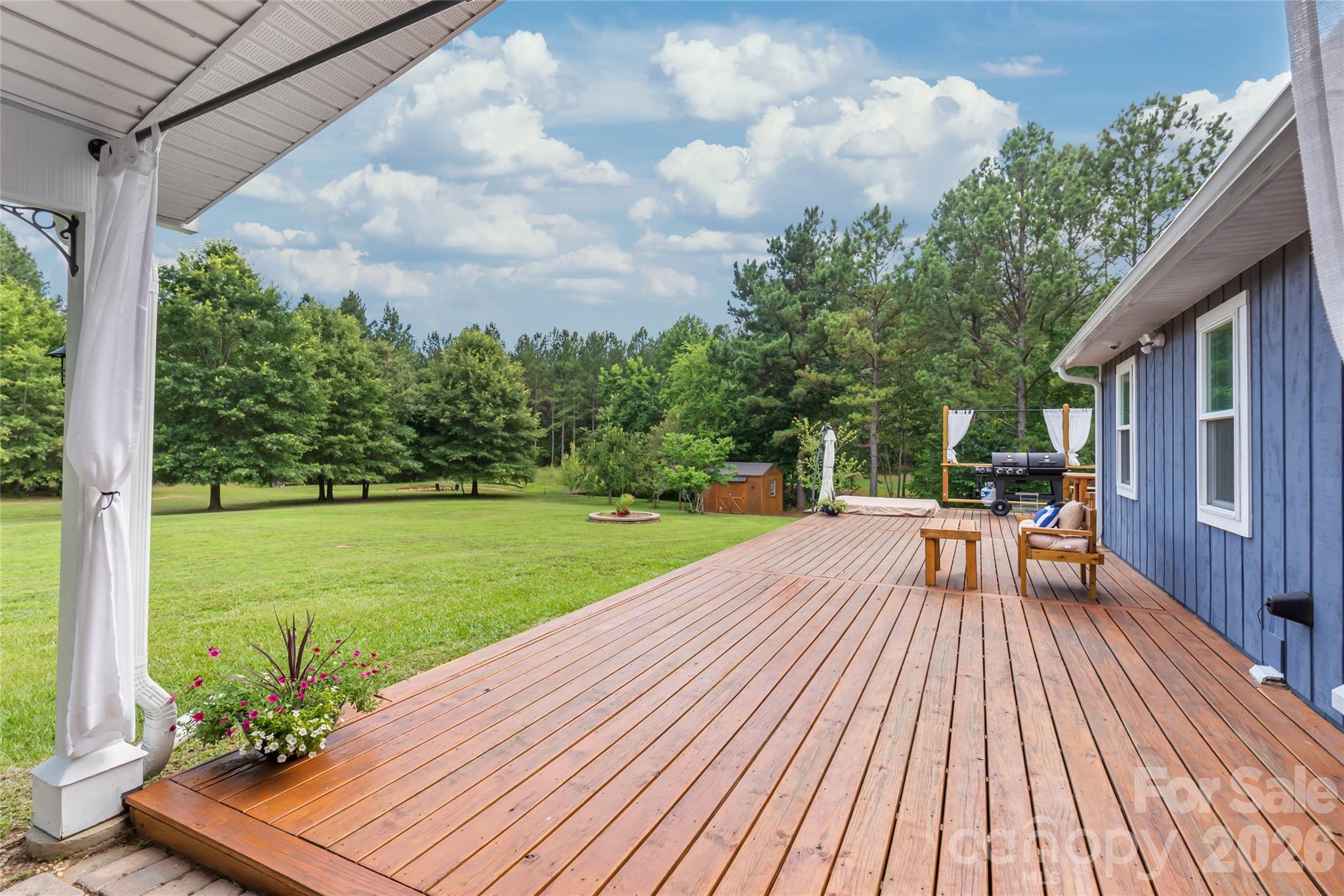1241 Sierra Road #20 — York