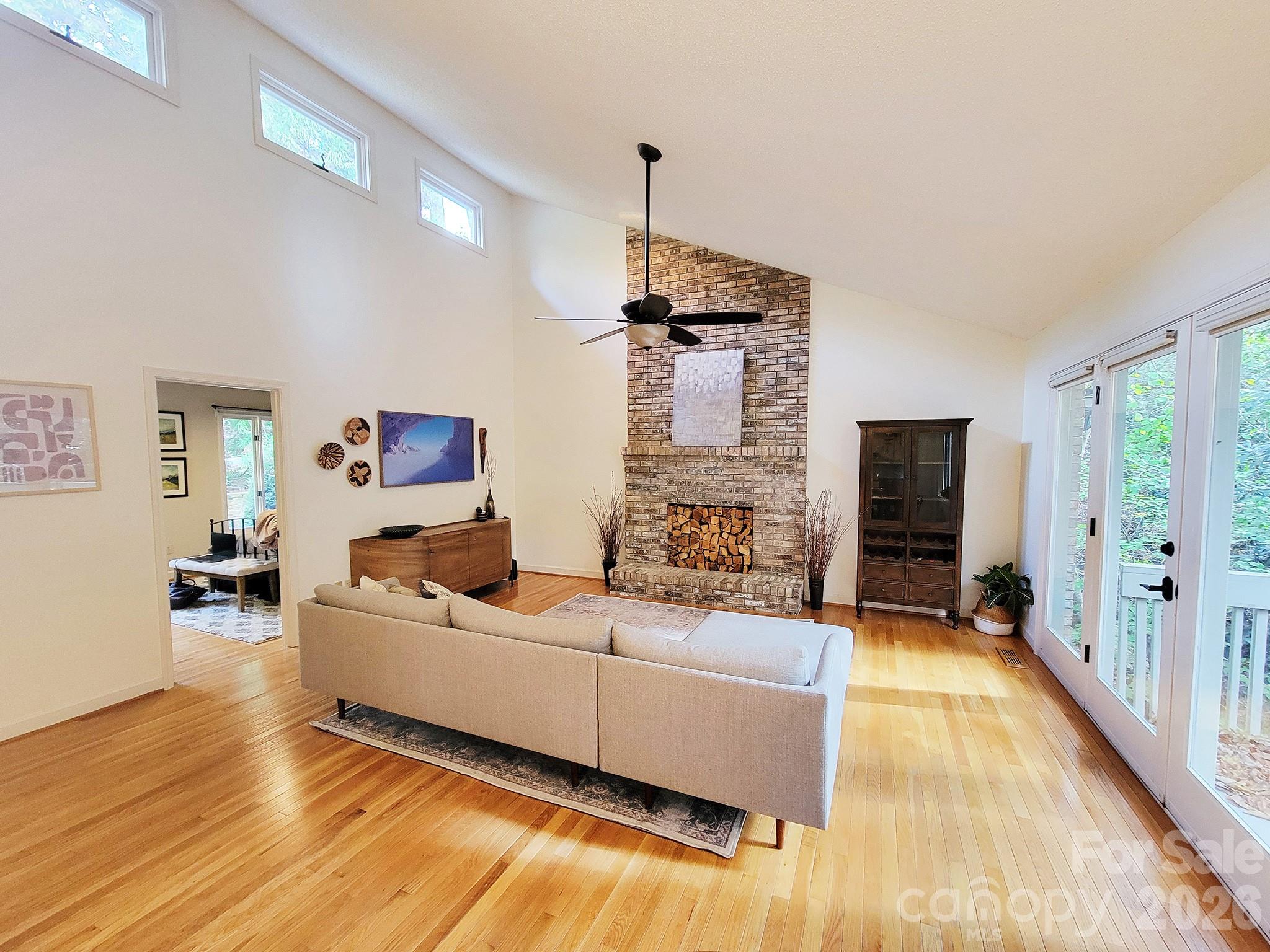 305 E Sondley Drive — Asheville