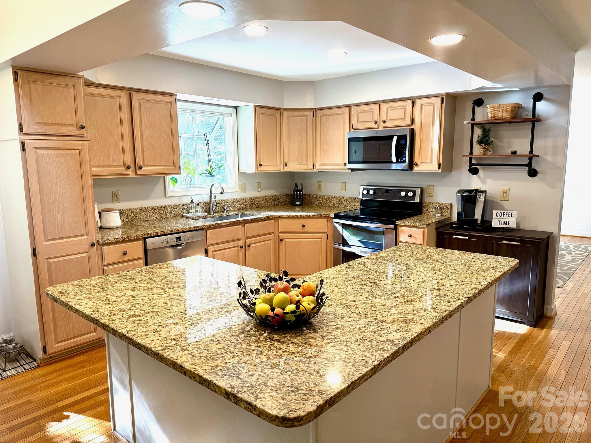 305 E Sondley Drive — Asheville