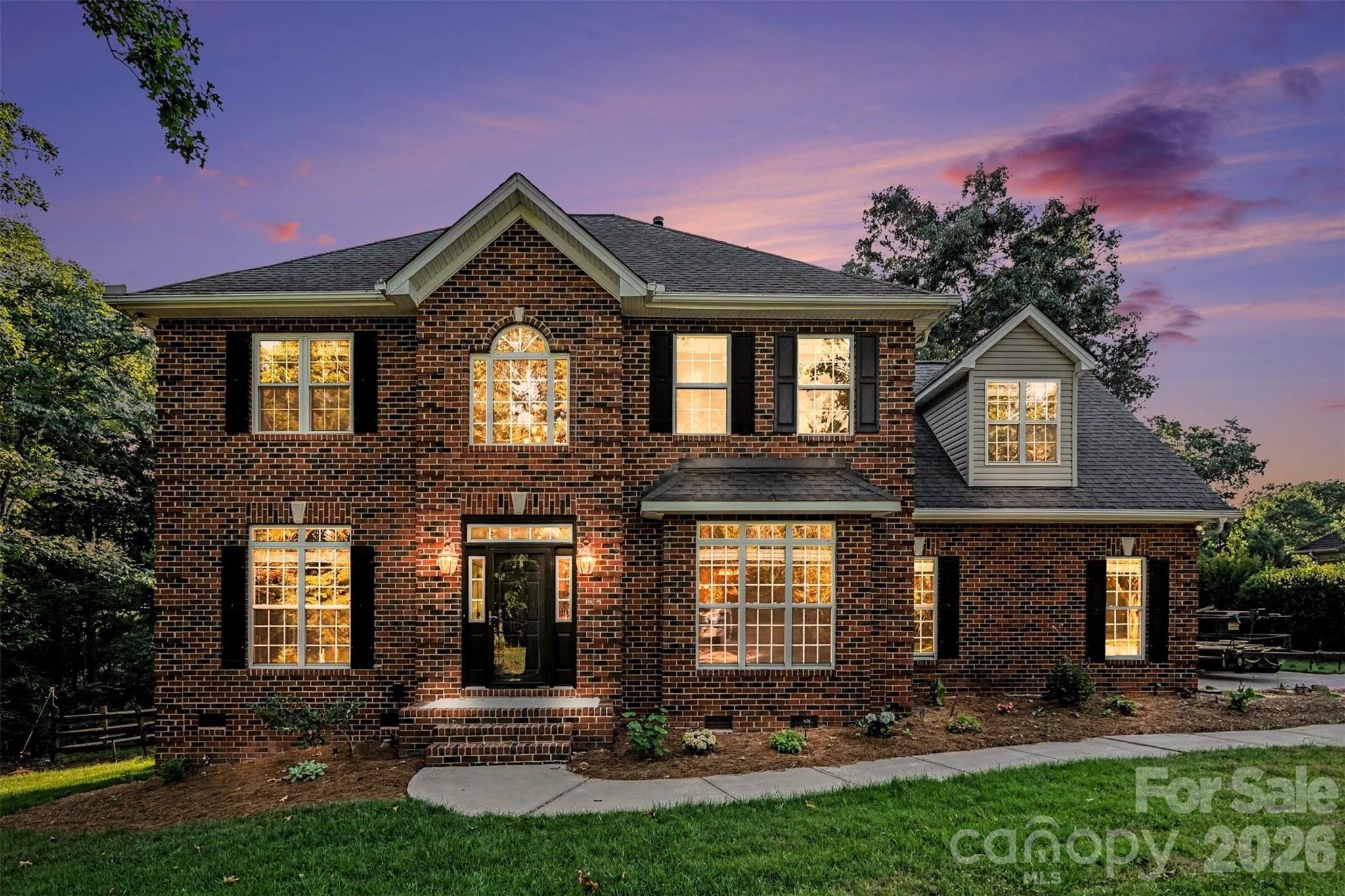 1914 Grigg Lane — Waxhaw