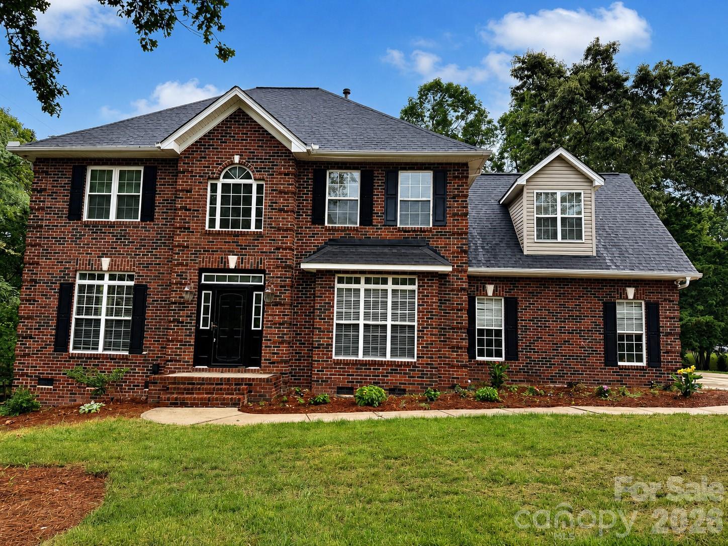 1914 Grigg Lane — Waxhaw