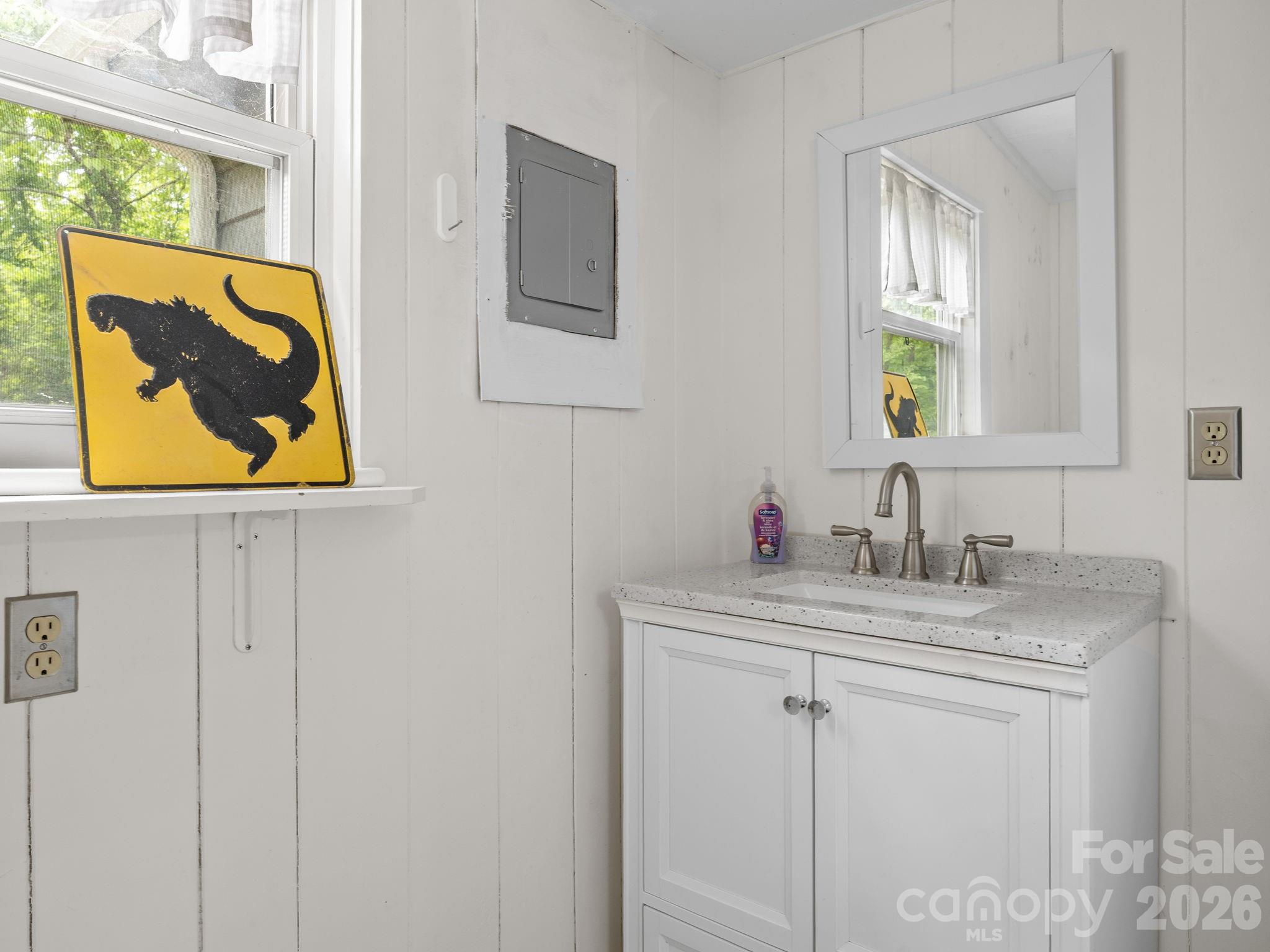 41 Red Bird Road — Tryon
