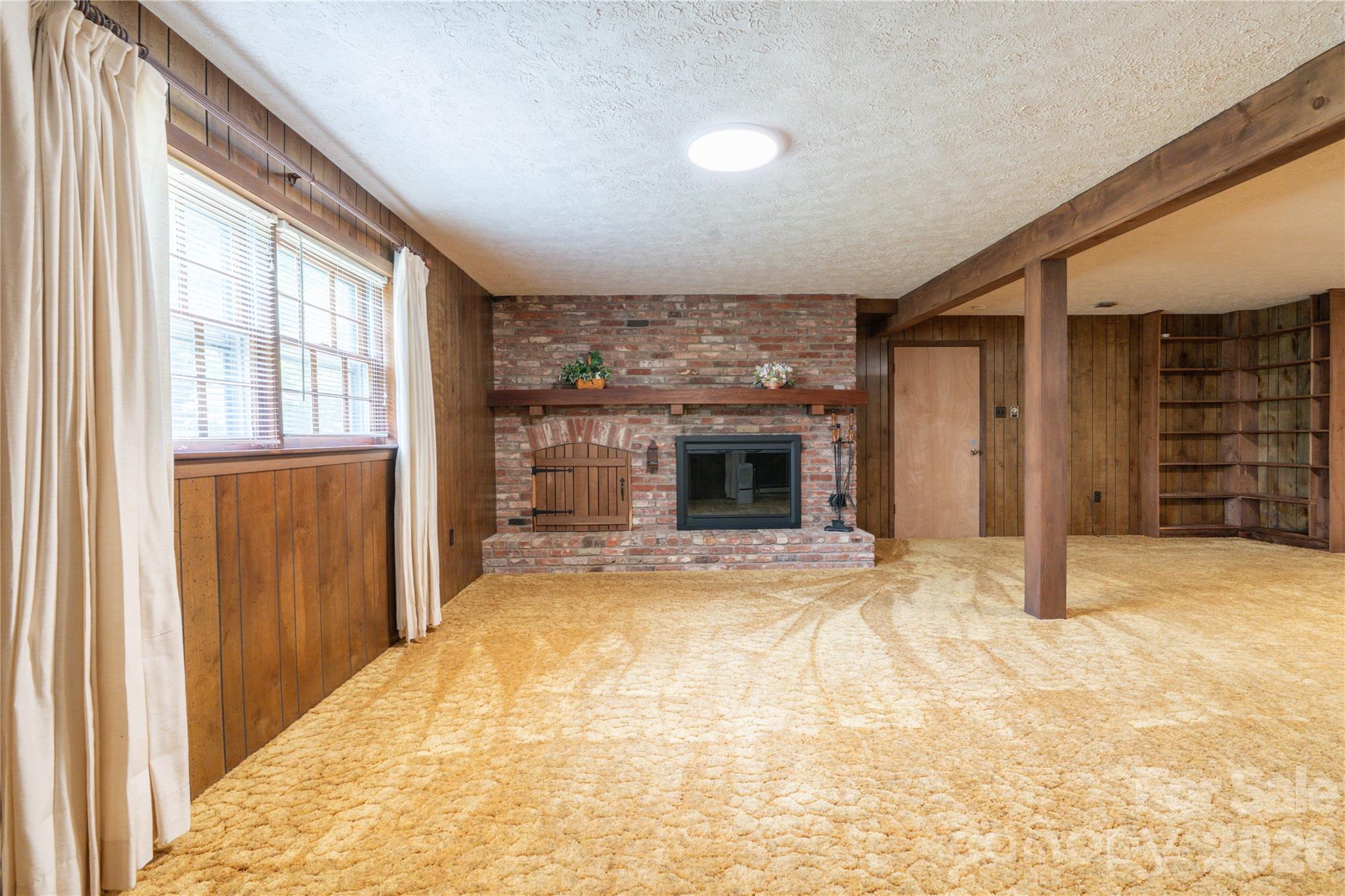 45 Mountain View Avenue — Black Mountain