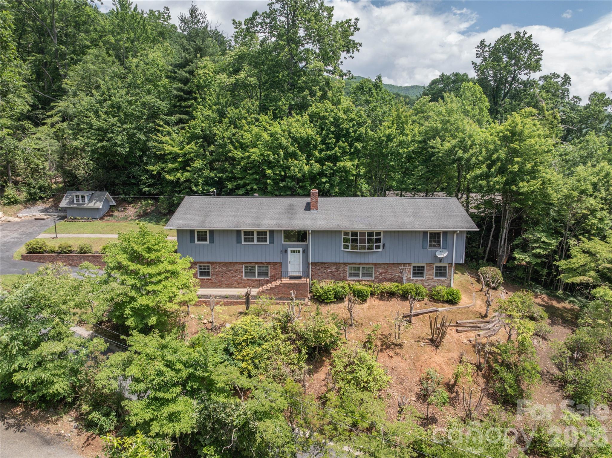 45 Mountain View Avenue — Black Mountain