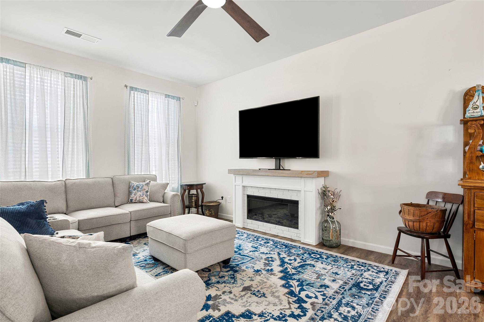 1028 Beatty Woods Drive — Belmont
