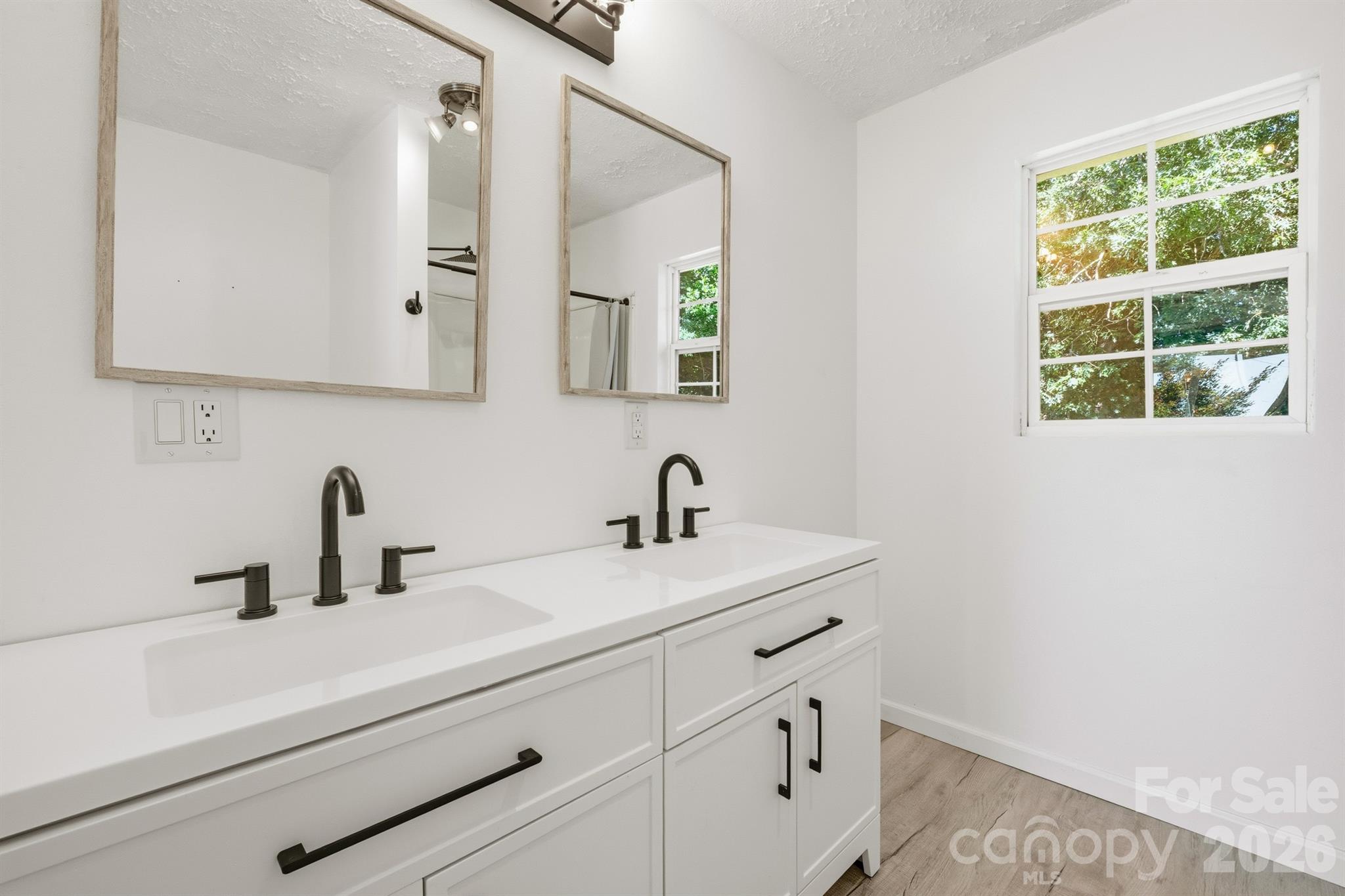 547 Pea Ridge Street — Morganton
