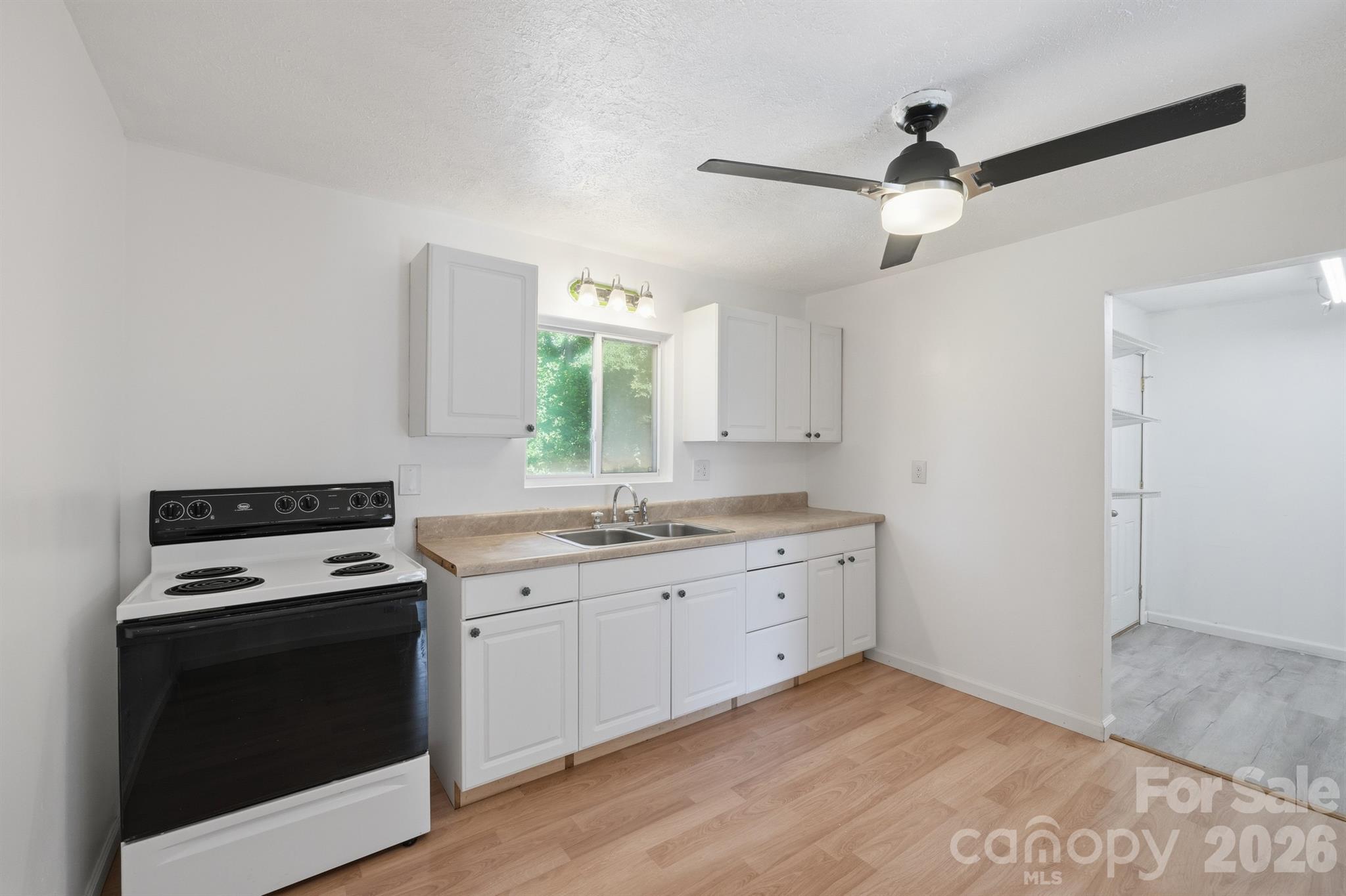 547 Pea Ridge Street — Morganton