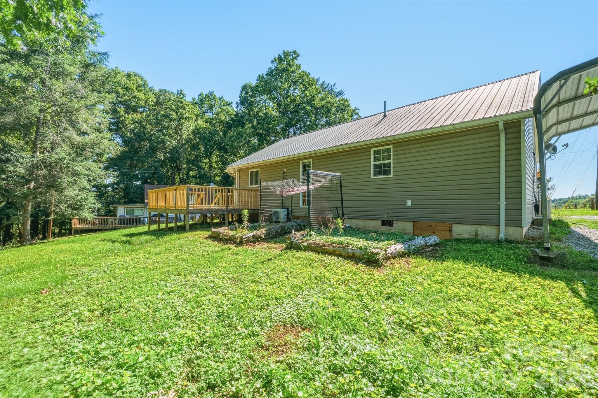 547 Pea Ridge Street — Morganton