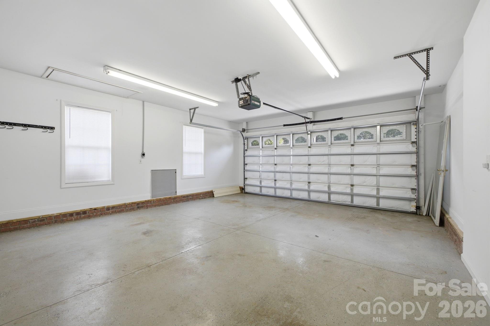 210 Jane Sowers Road — Statesville