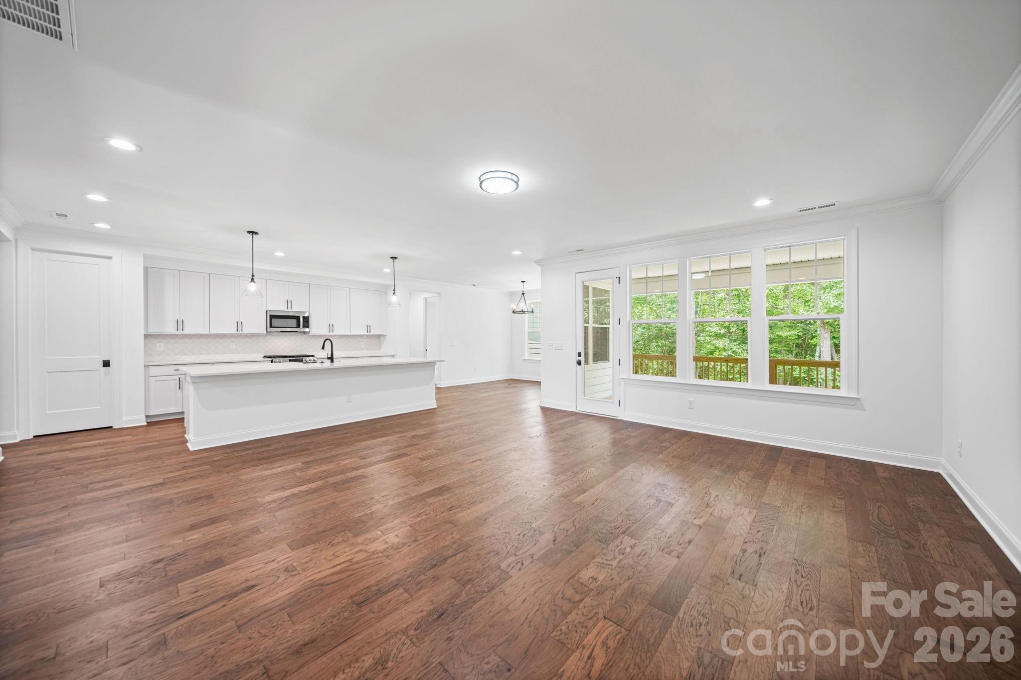 4024 Red Hill Way — Denver