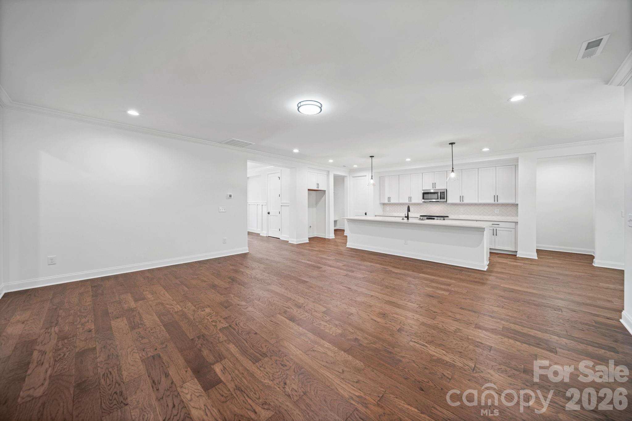 4024 Red Hill Way — Denver