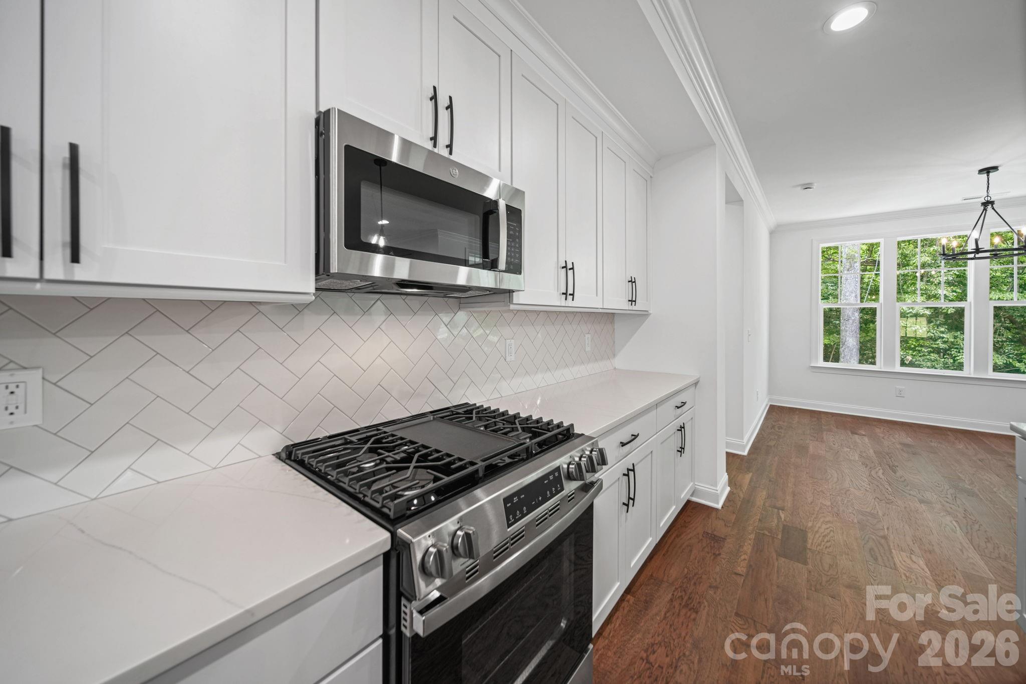 4024 Red Hill Way — Denver