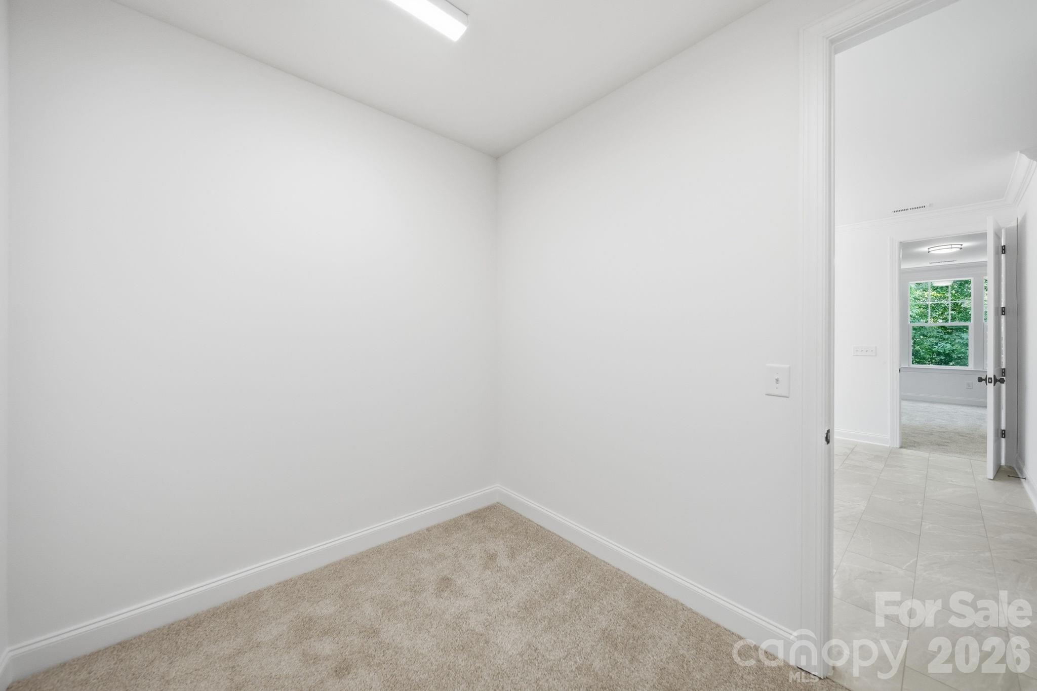 4024 Red Hill Way — Denver