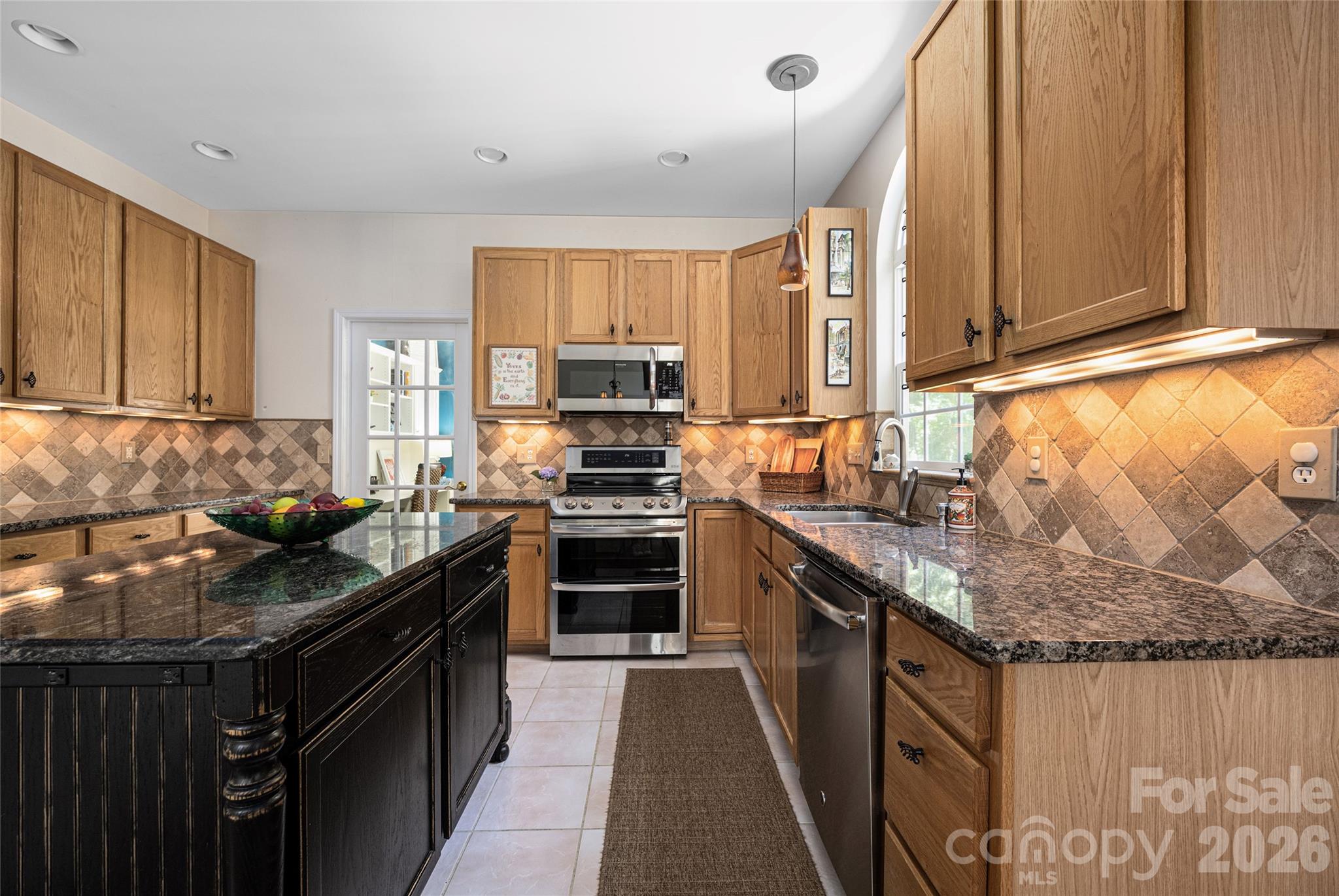 211 Alnwick Lane — Waxhaw