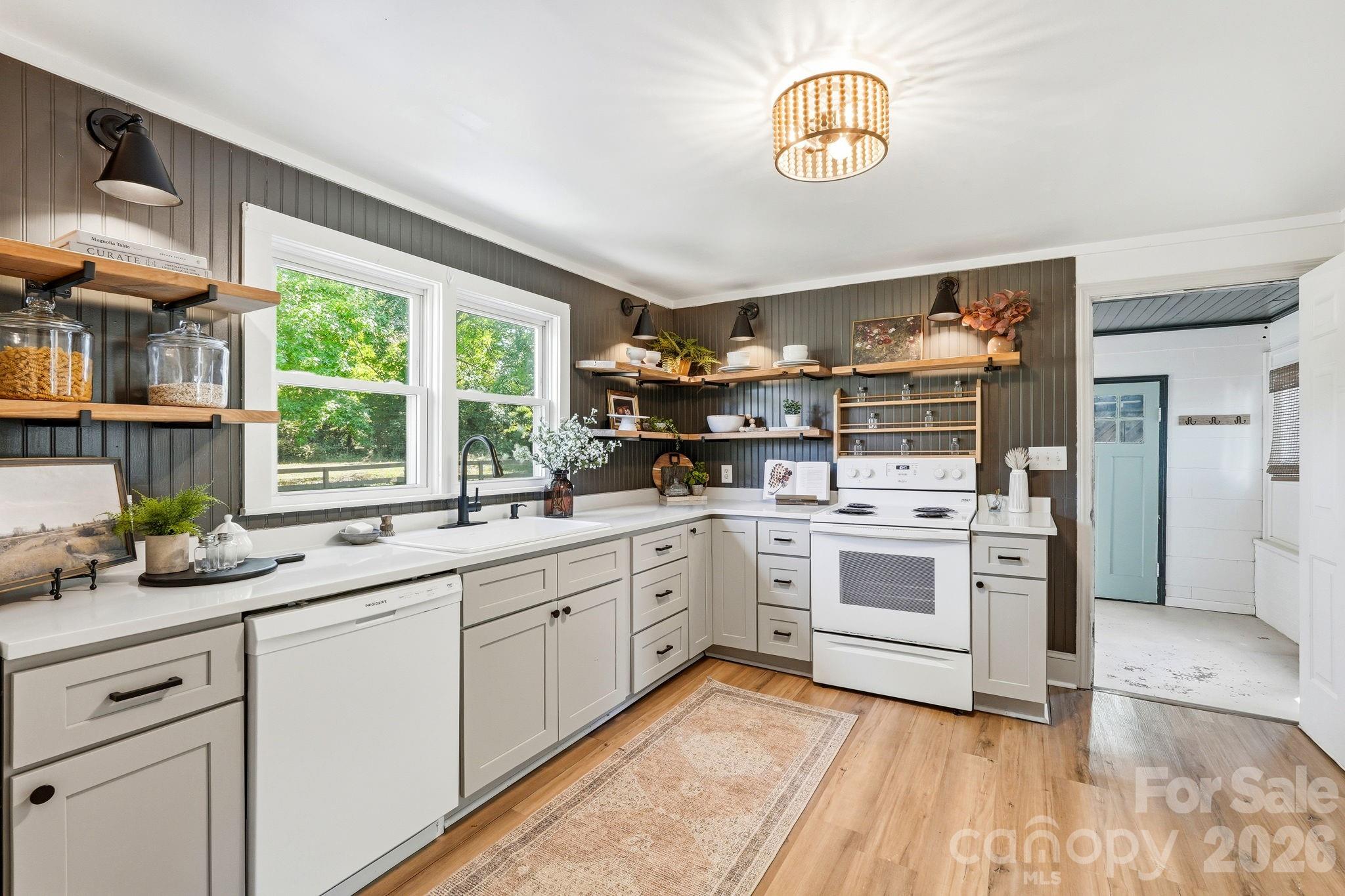 2758 Martin Street — Walkertown