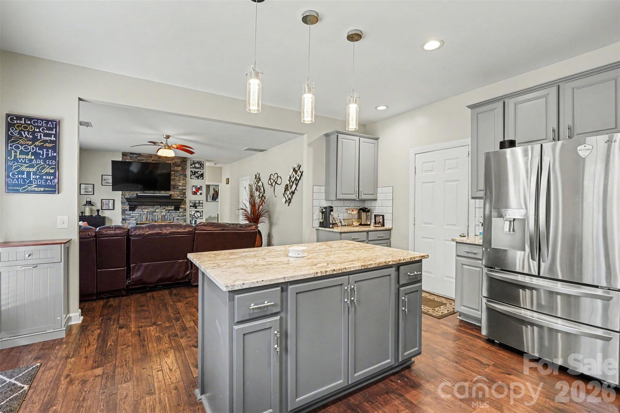 8021 Pelorus Lane — Charlotte