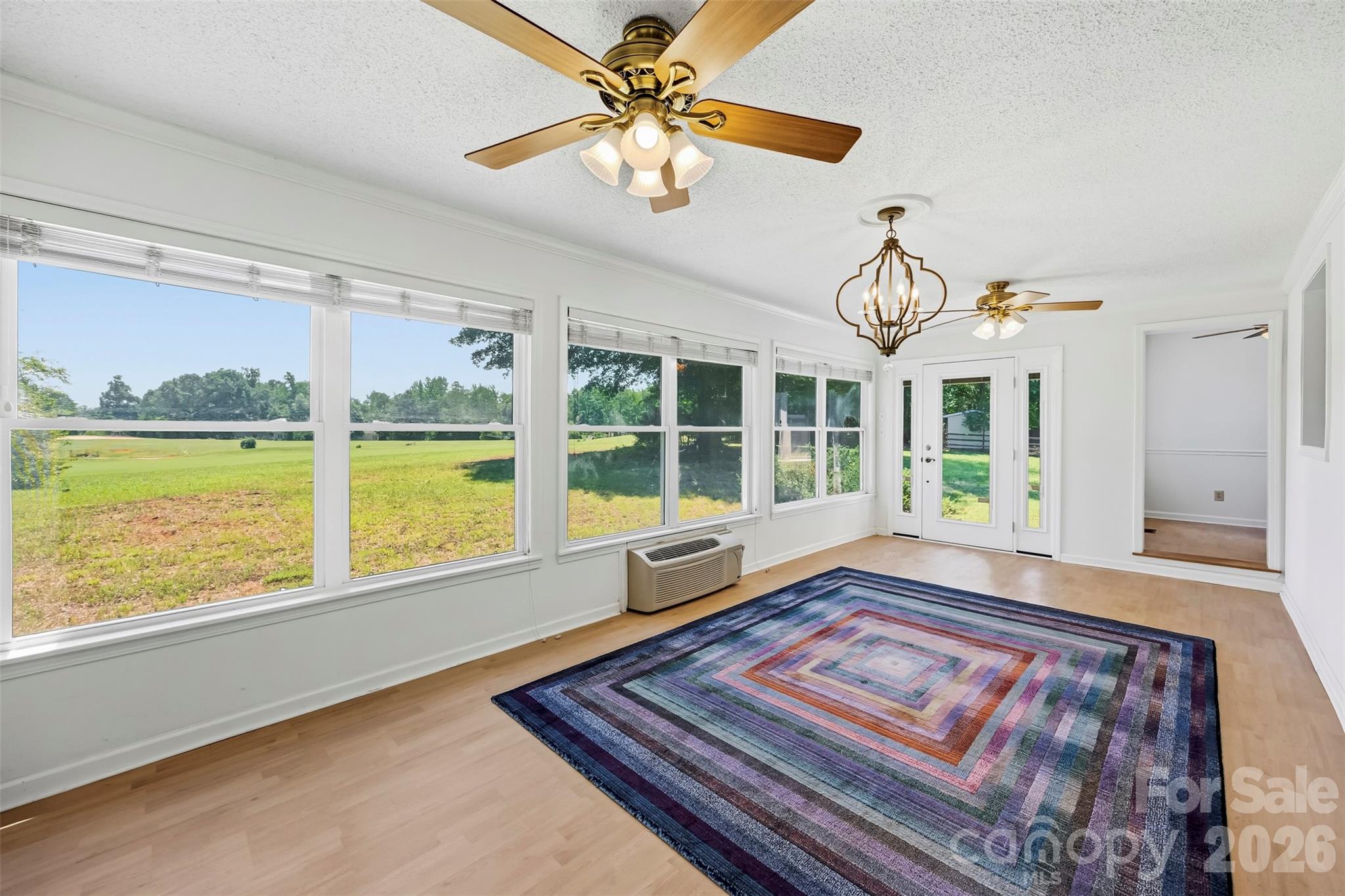 3447 Lake Shore Road S — Denver