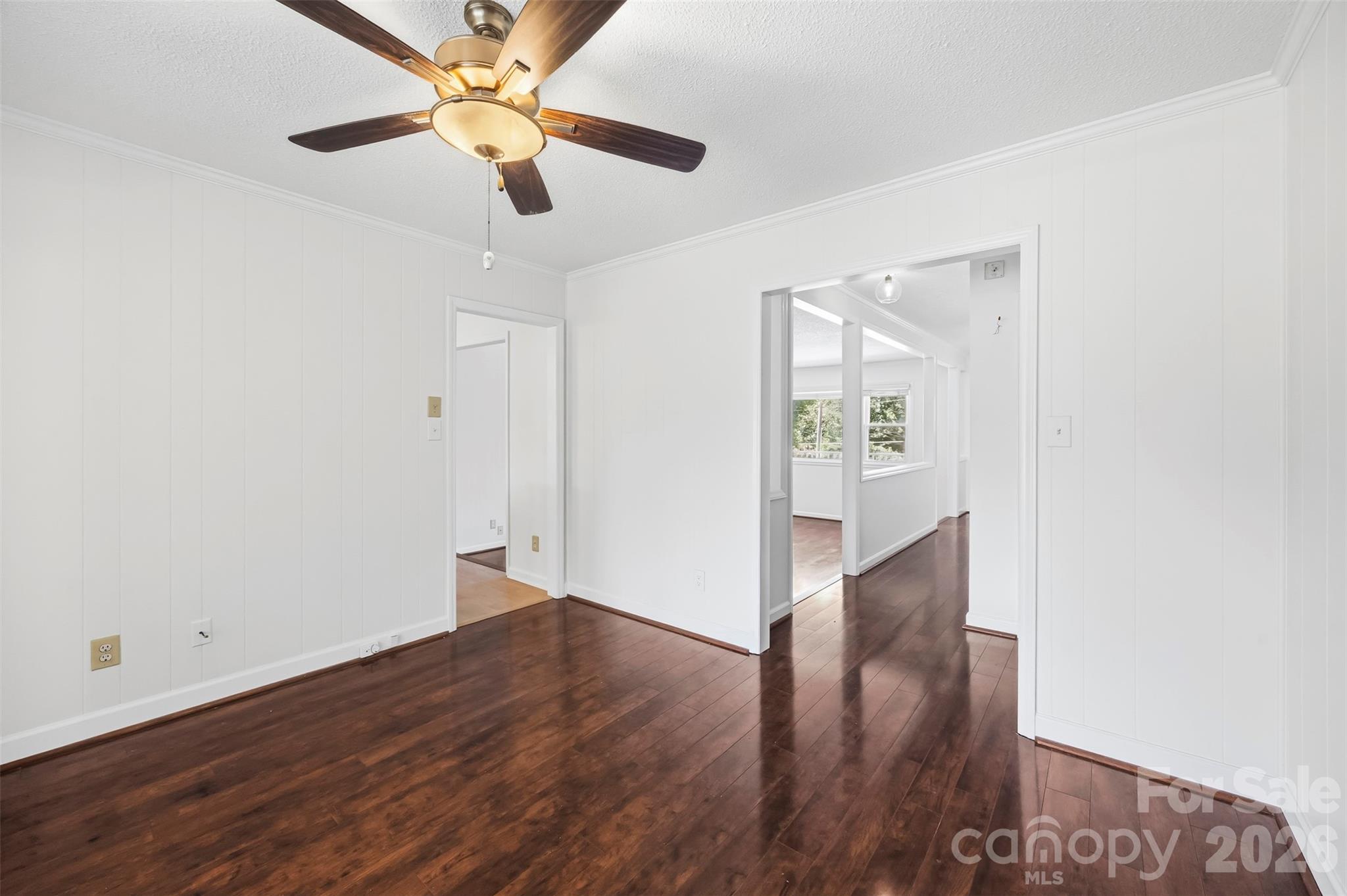 3447 Lake Shore Road S — Denver