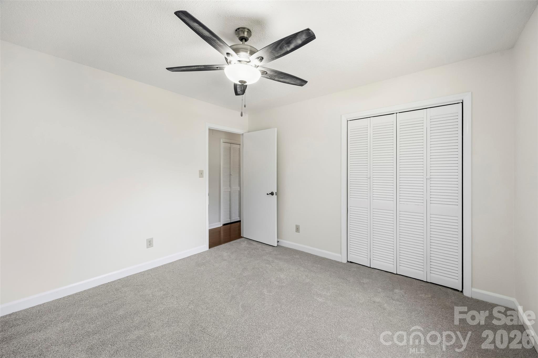 3447 Lake Shore Road S — Denver