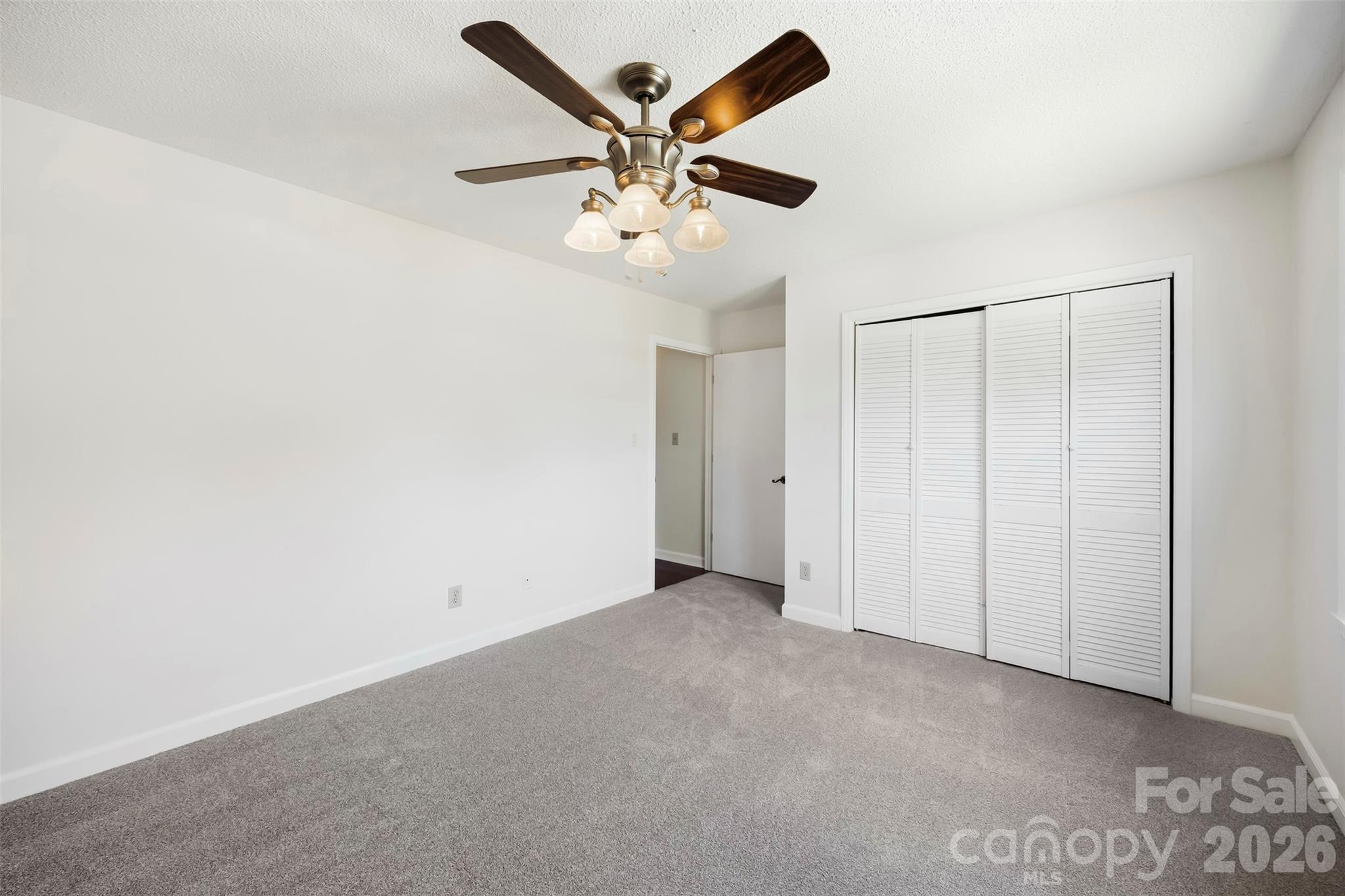 3447 Lake Shore Road S — Denver