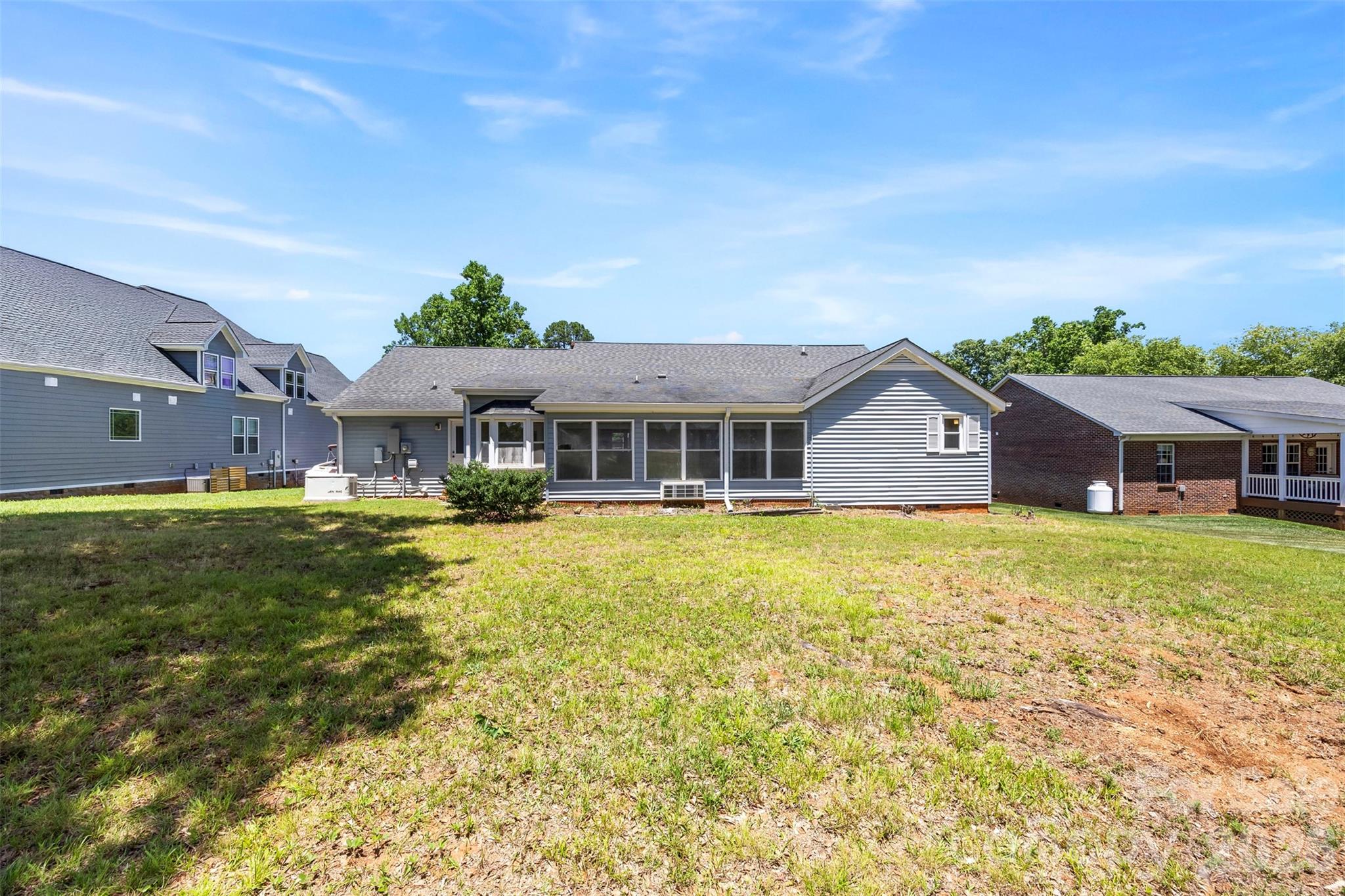 3447 Lake Shore Road S — Denver