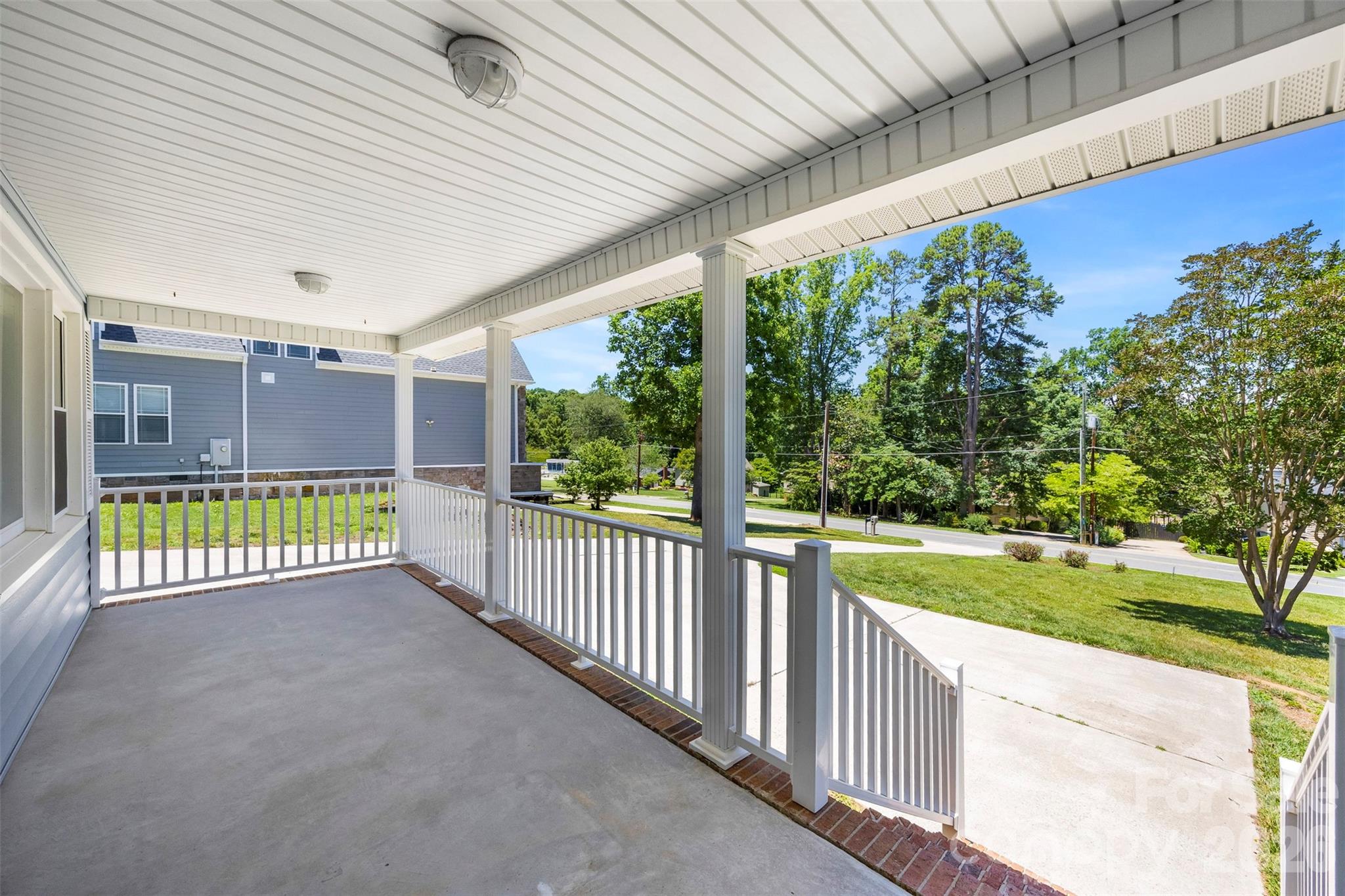 3447 Lake Shore Road S — Denver