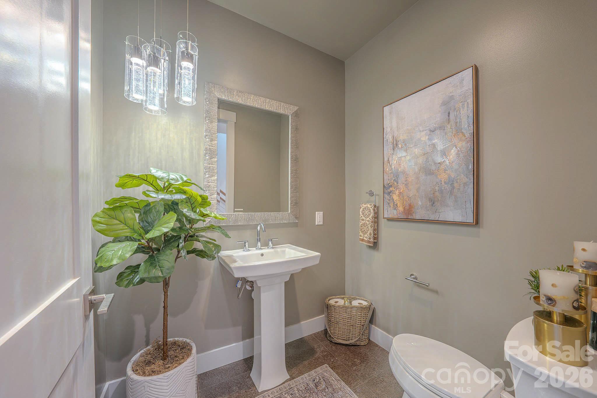 73 Angelina Lane — Mills River