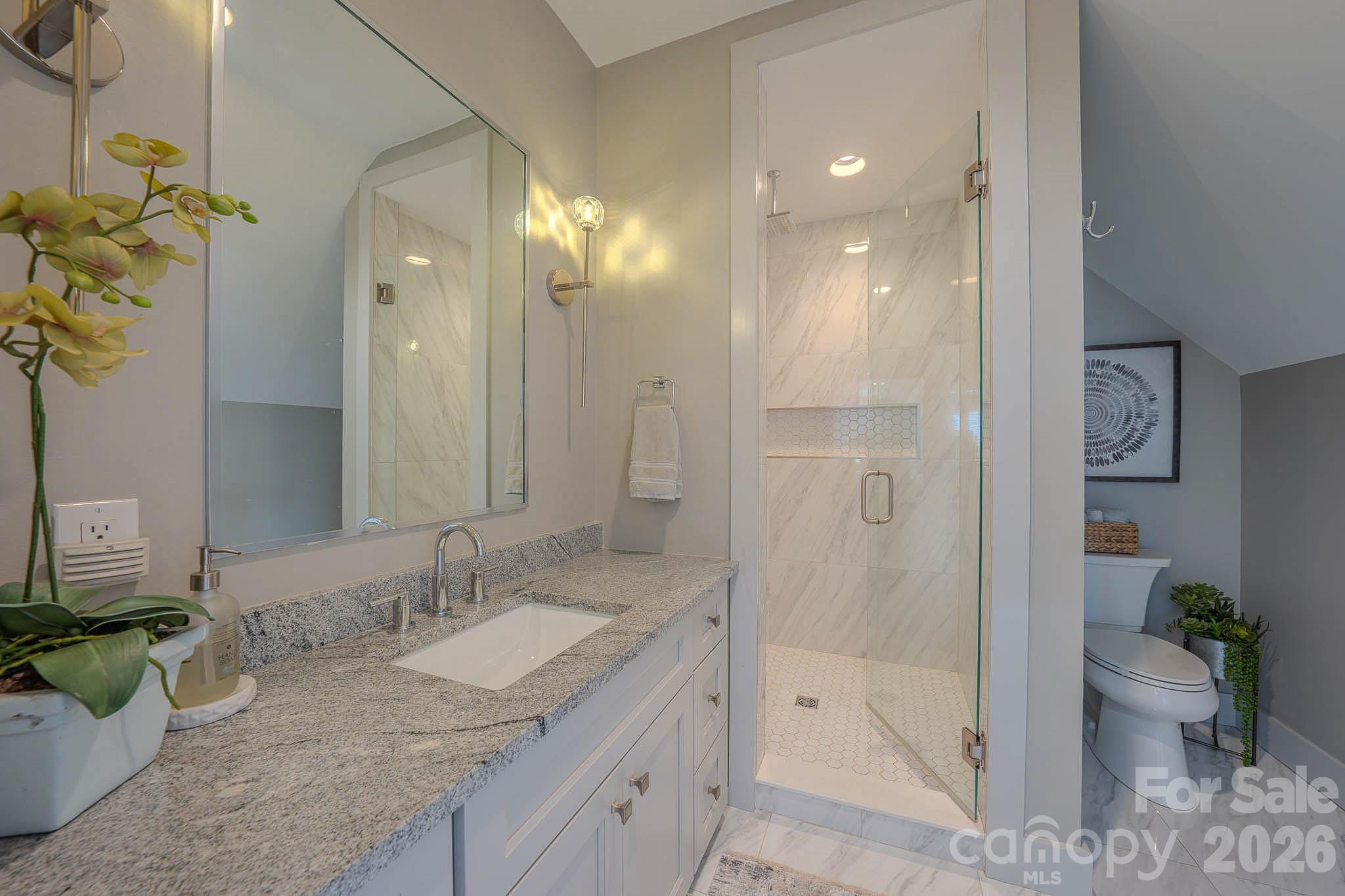 73 Angelina Lane — Mills River