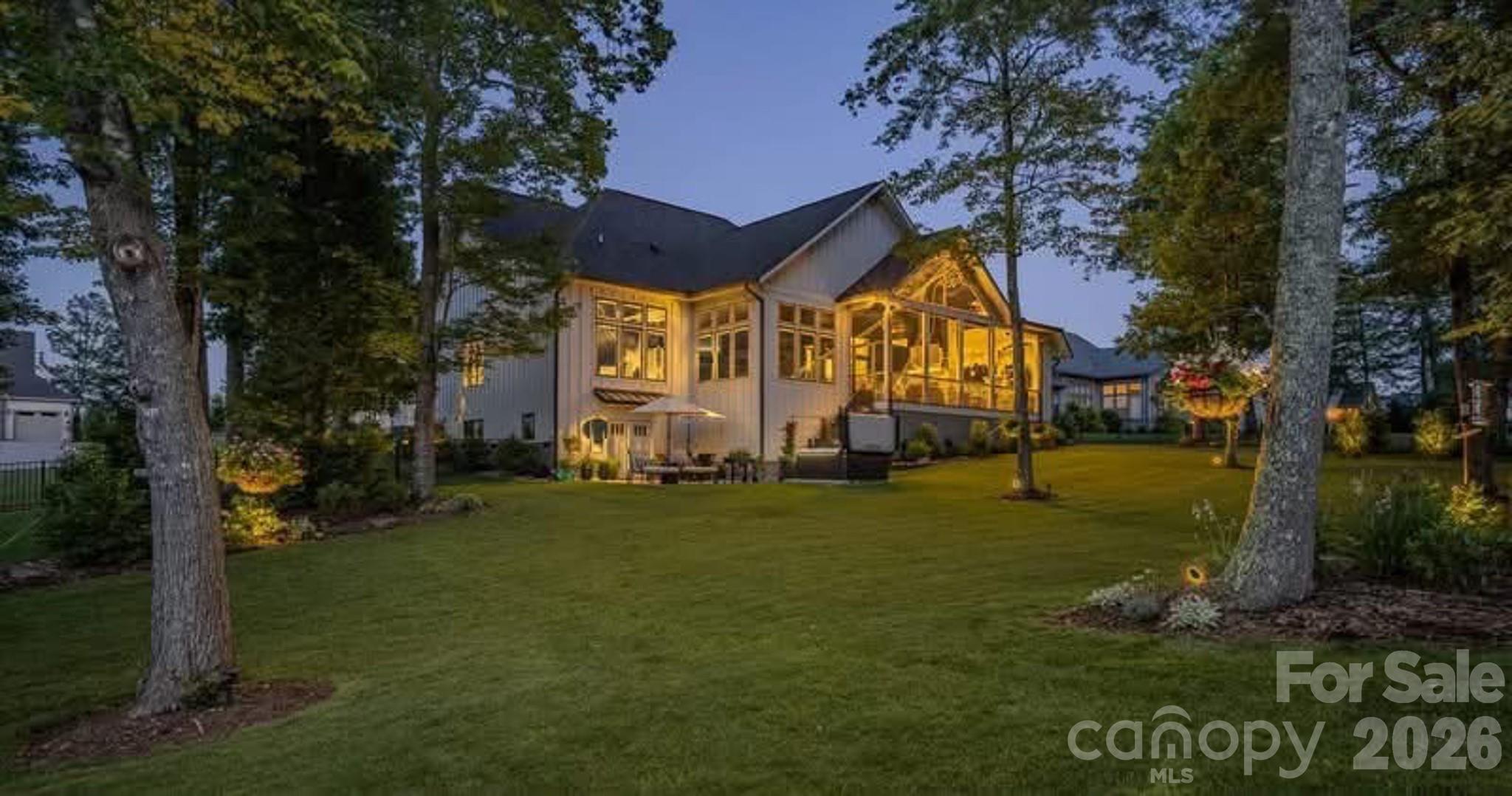 73 Angelina Lane — Mills River