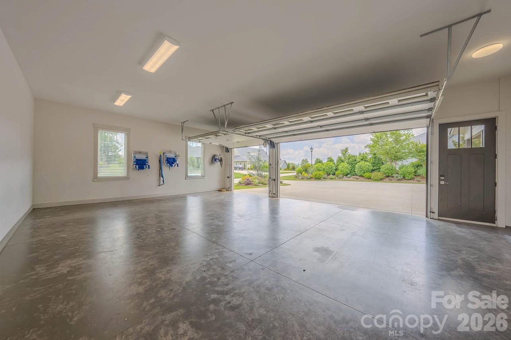 73 Angelina Lane — Mills River
