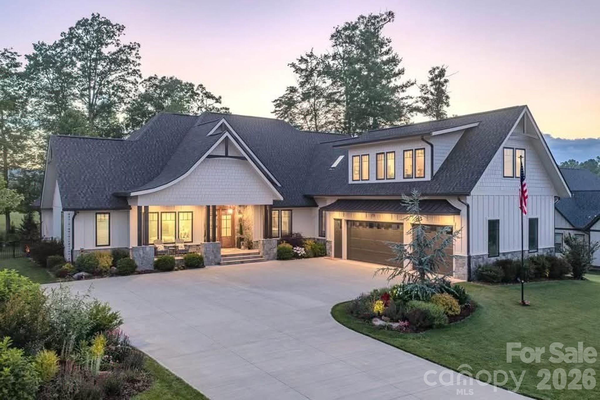 73 Angelina Lane — Mills River