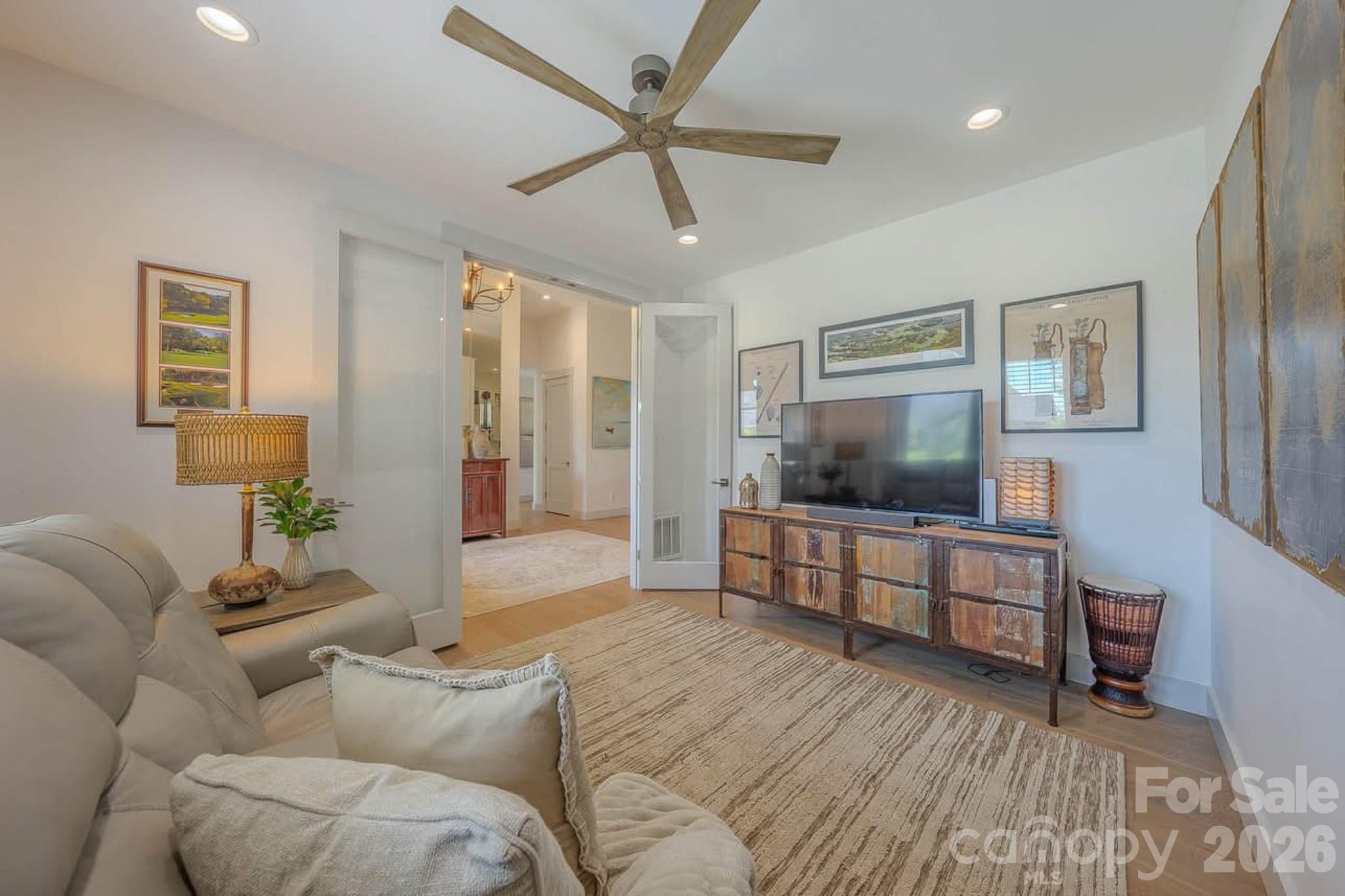 73 Angelina Lane — Mills River