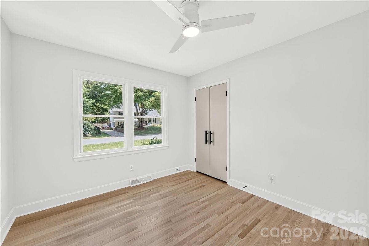 1924 Bentley Place — Charlotte