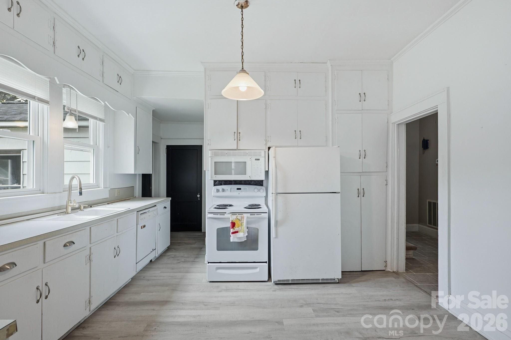 315 W Blakeney Street — Pageland