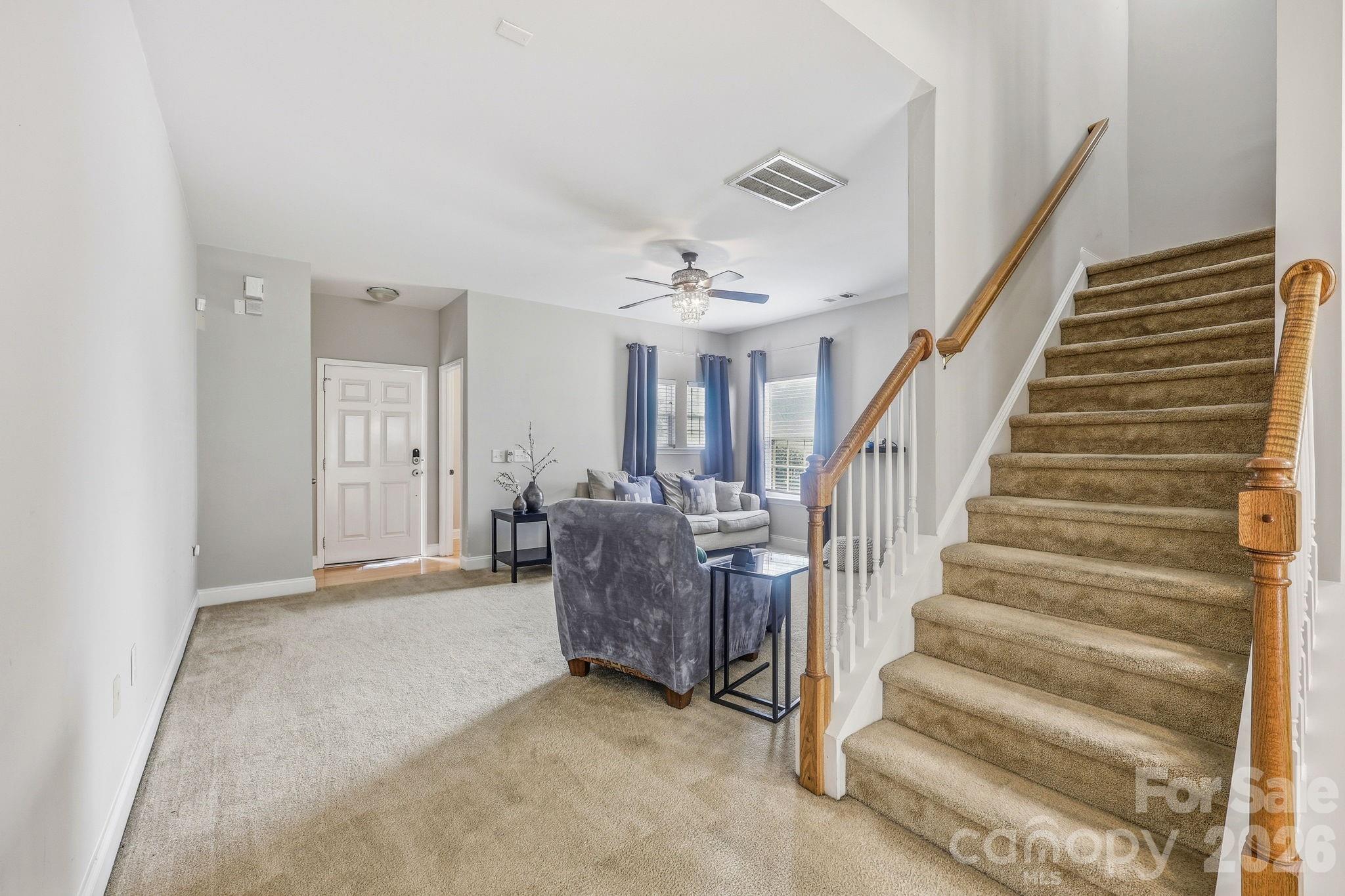 6207 Blue Ash Lane — Charlotte