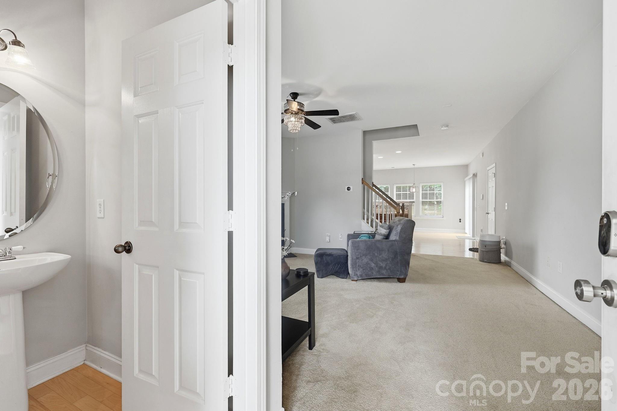 6207 Blue Ash Lane — Charlotte