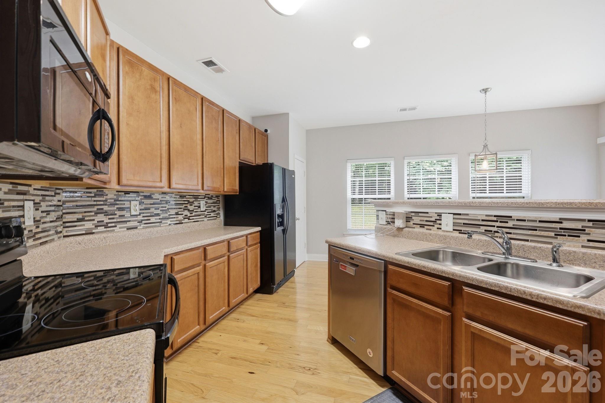 6207 Blue Ash Lane — Charlotte