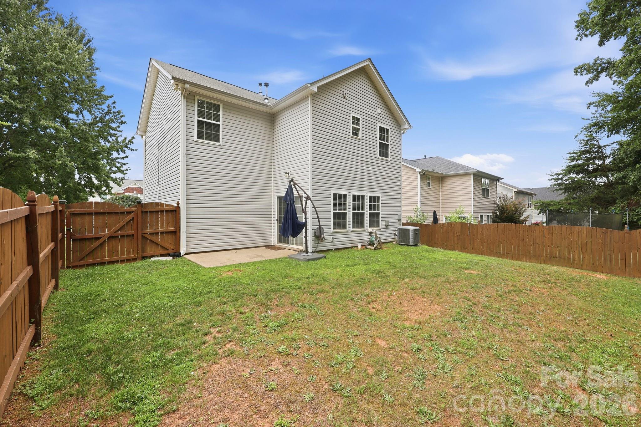 6207 Blue Ash Lane — Charlotte
