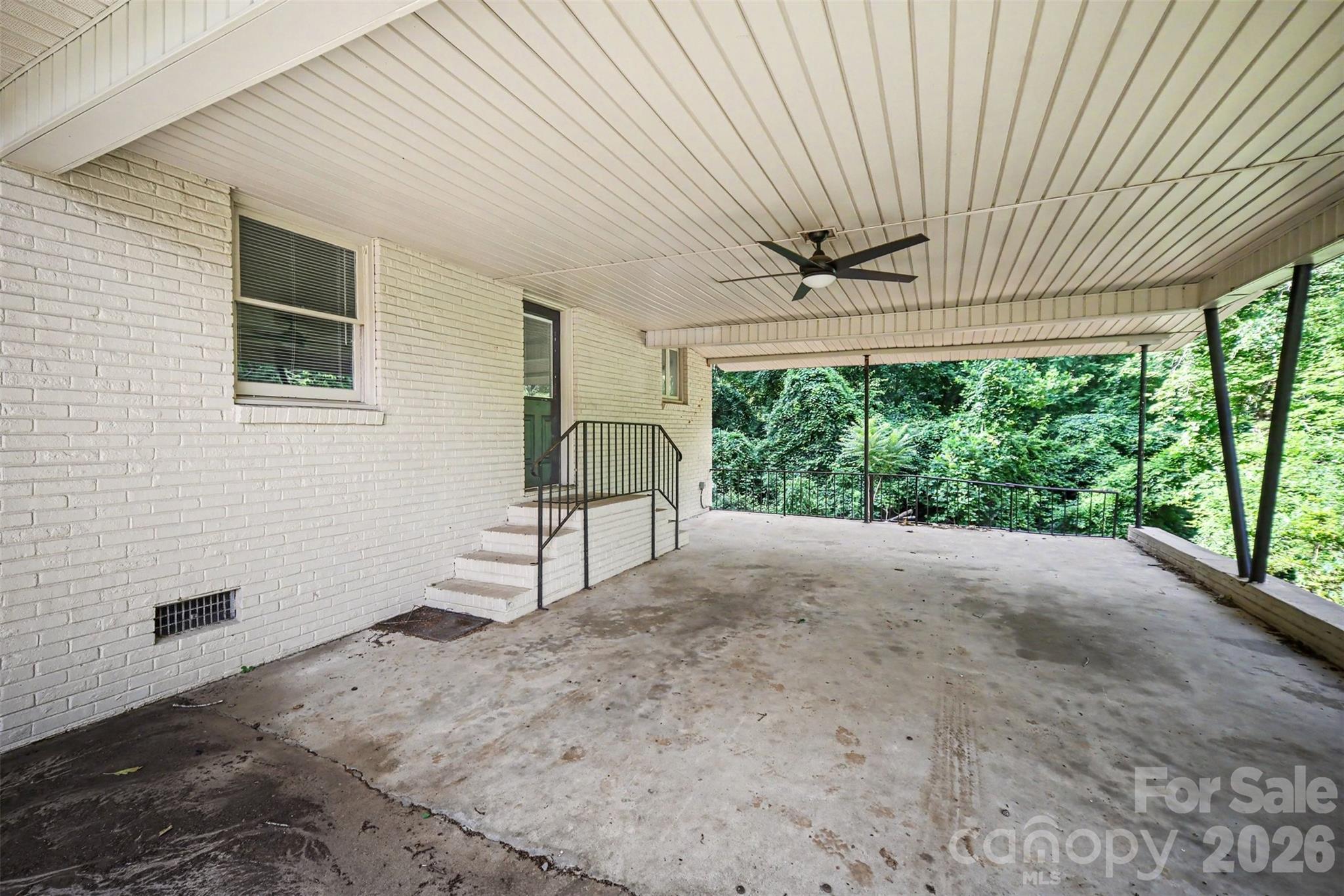 1003 W Sumter Street — Shelby