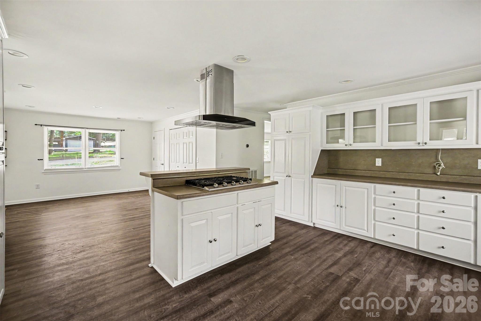 1003 W Sumter Street — Shelby