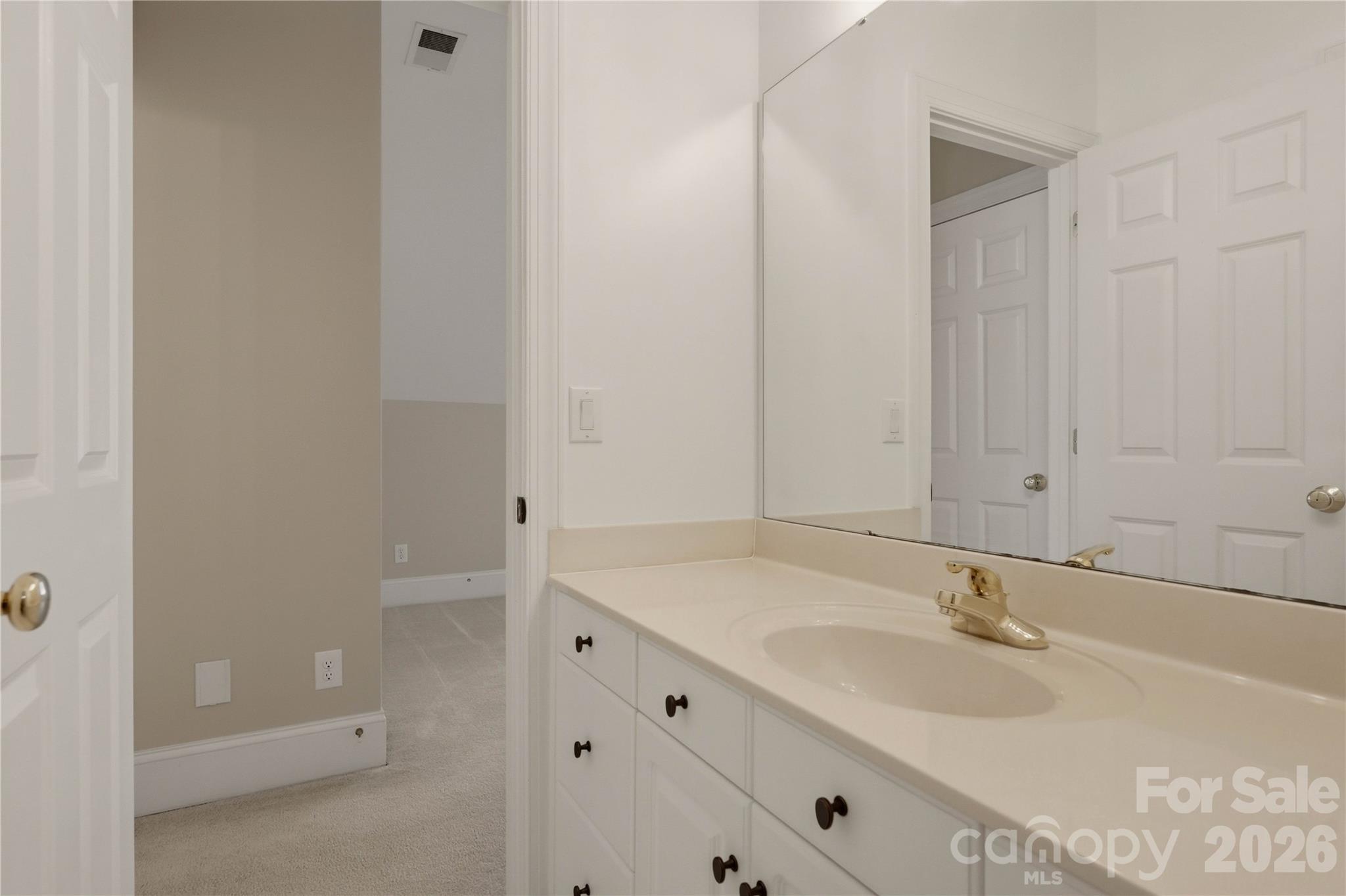 12414 Three Lakes Drive — Charlotte