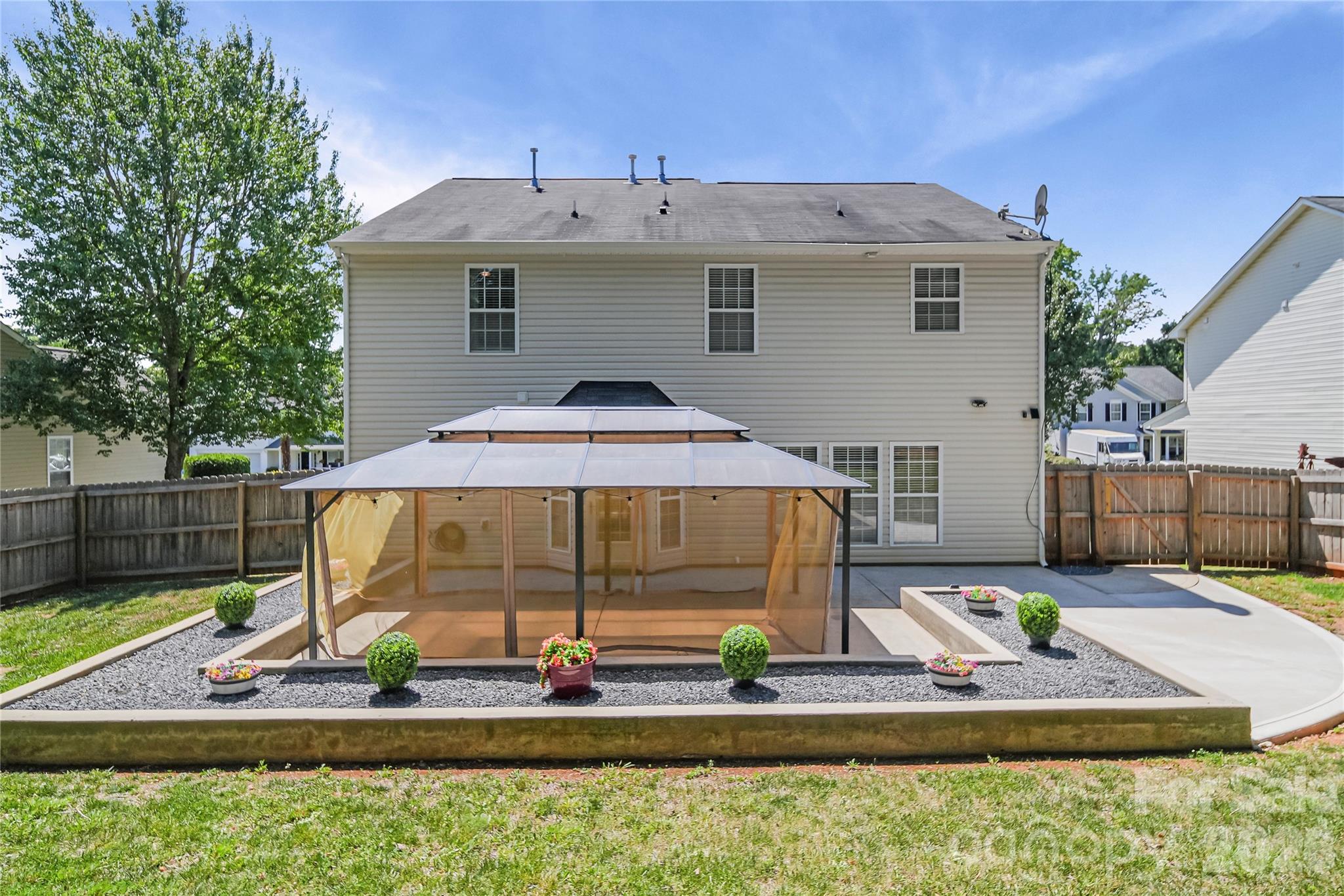 1721 Canebrook Glen — York