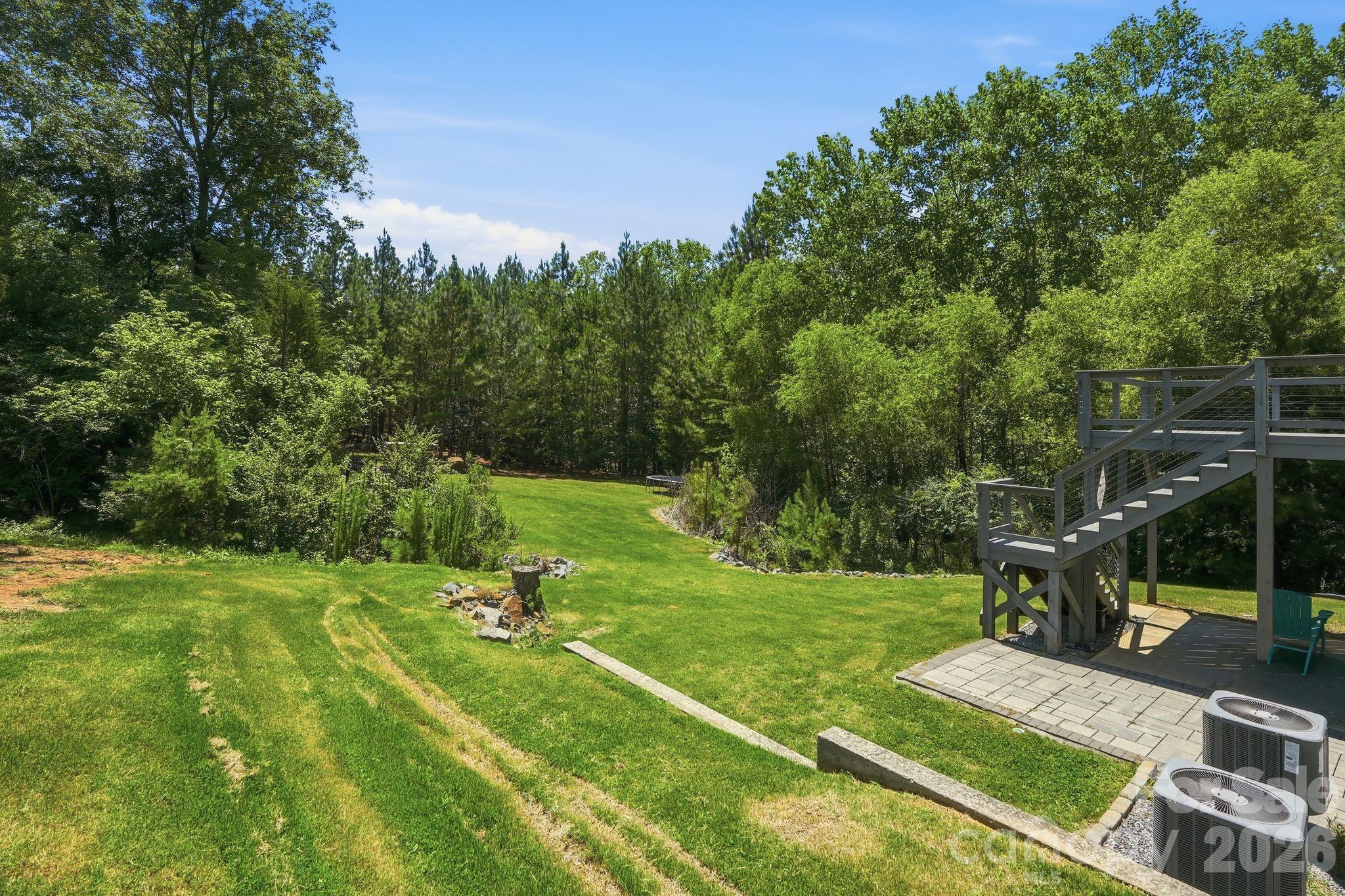 4870 Summerside Drive — Clover