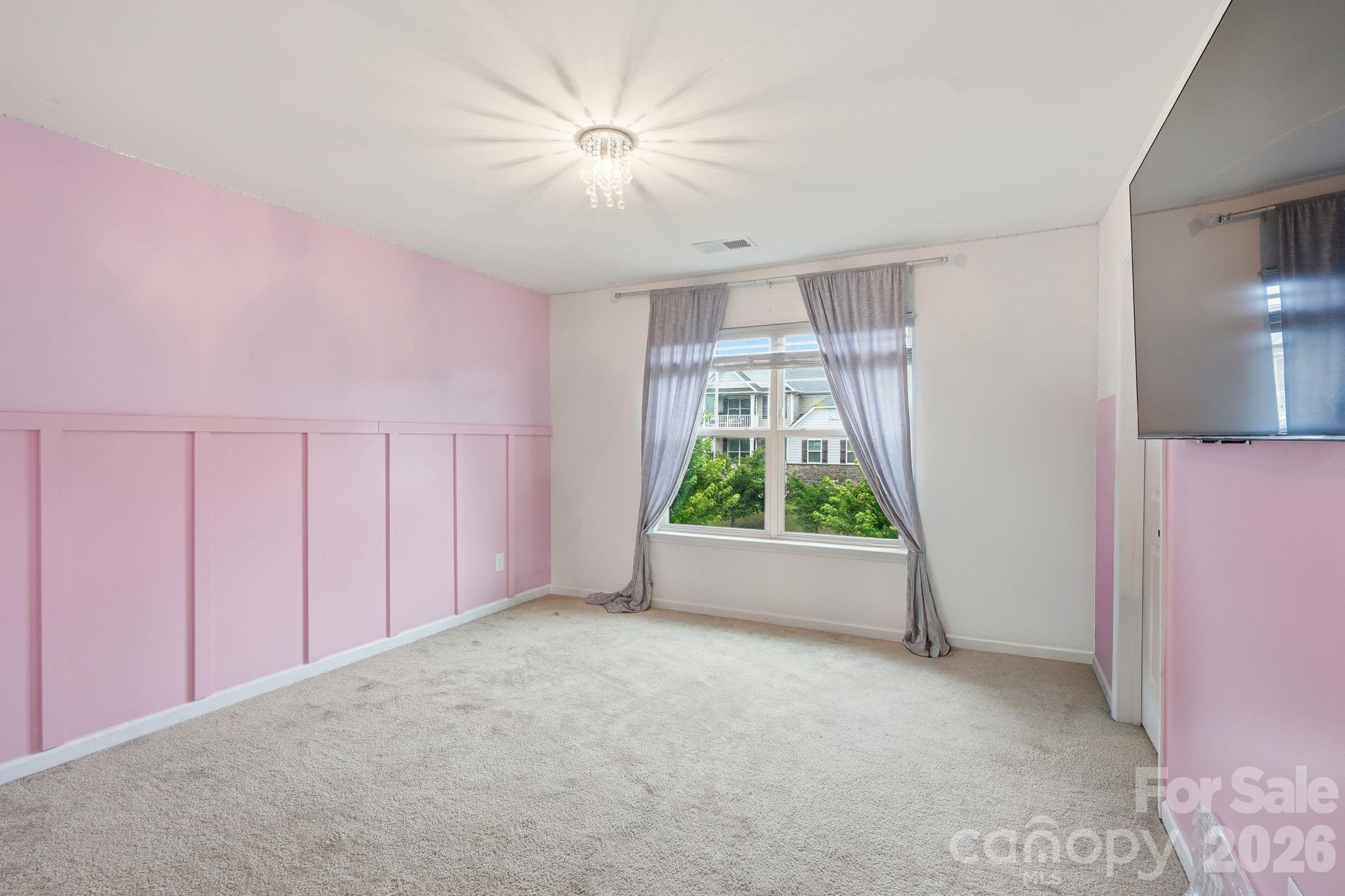 4870 Summerside Drive — Clover
