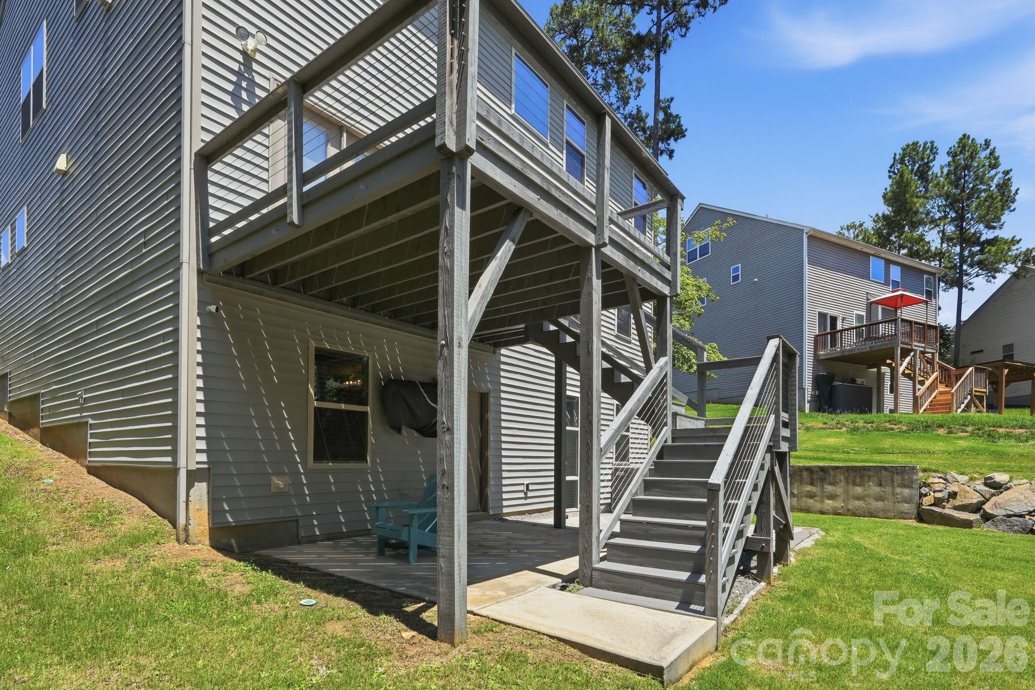 4870 Summerside Drive — Clover